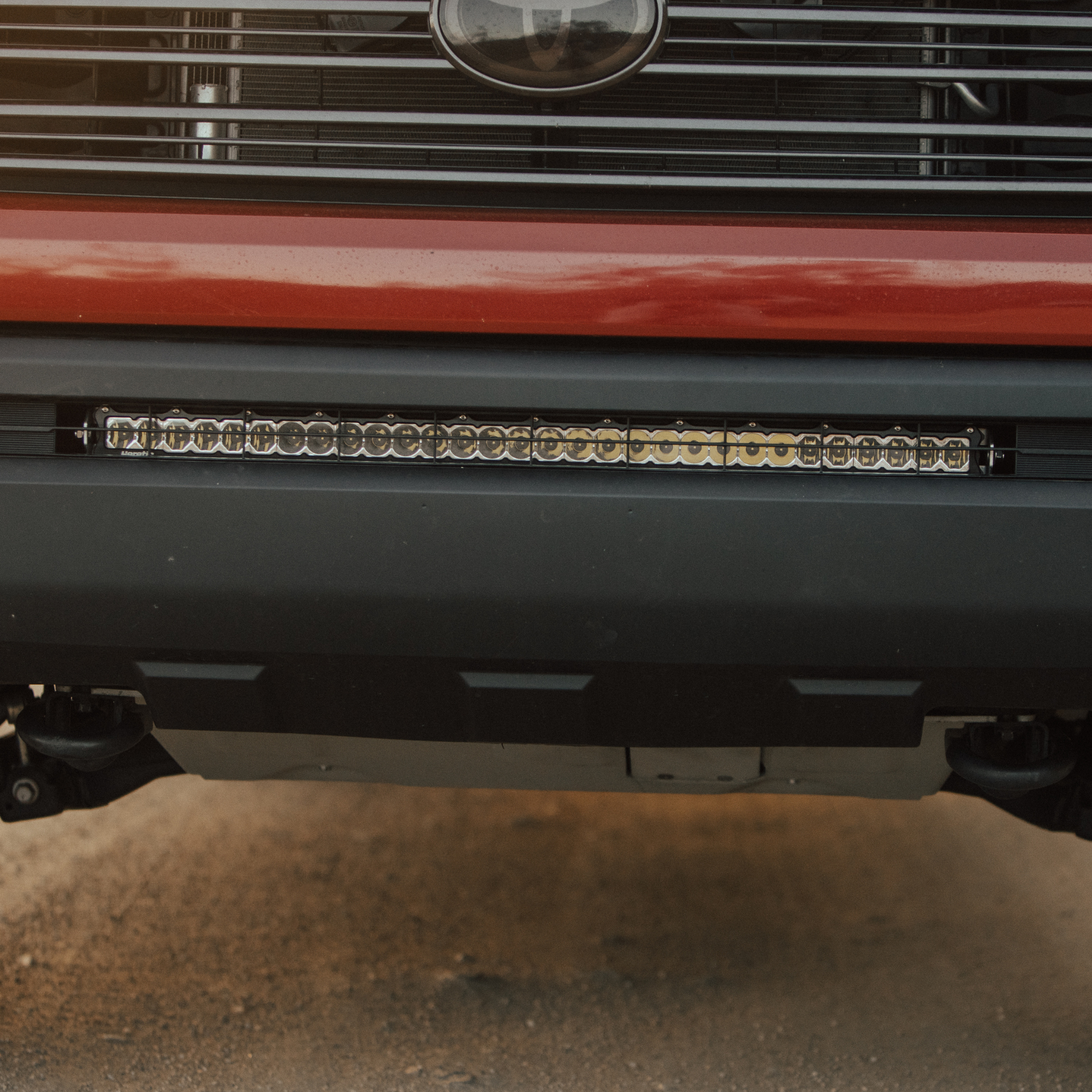 Toyota Tundra - Behind The Grille - 30 inch Light Bar - Clear Lens