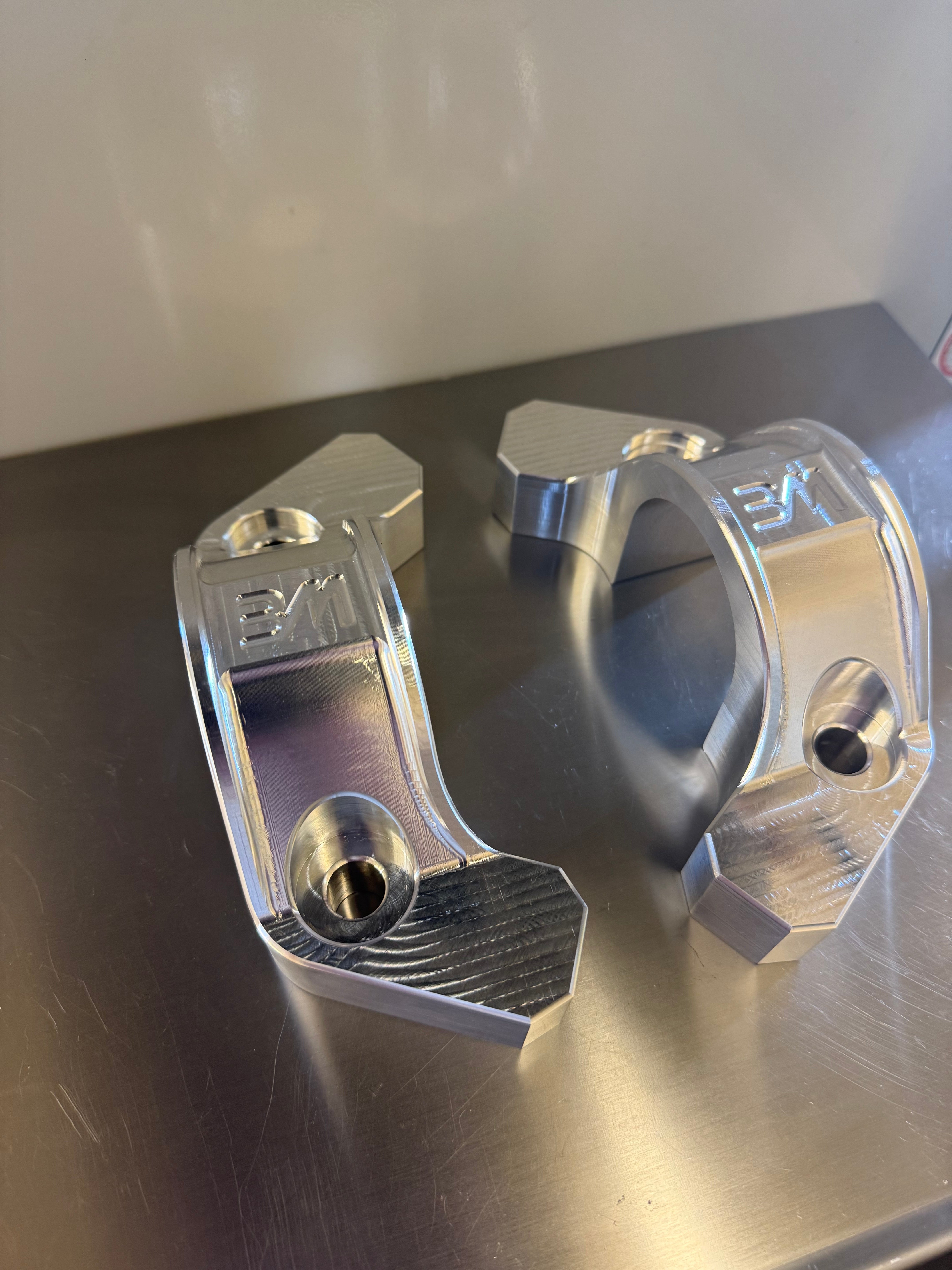 Maverick R Rear Sway Bar Mounts