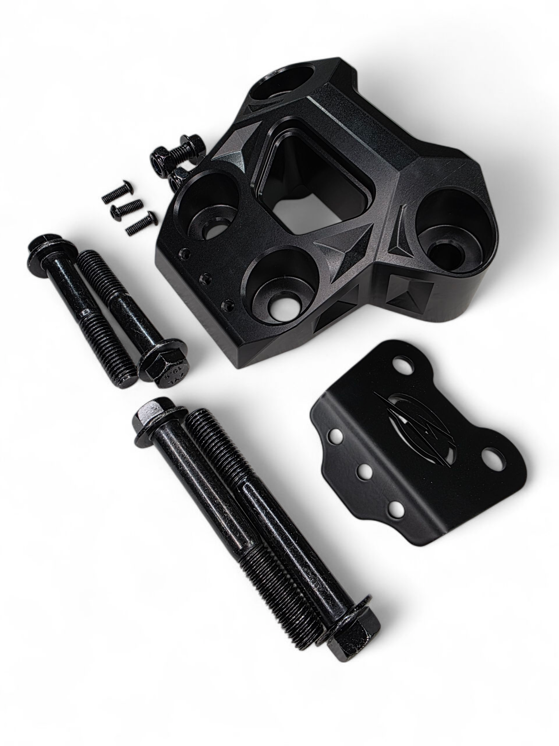 2024+ Can Am Maverick R Billet Radius Rod Plate (Black)