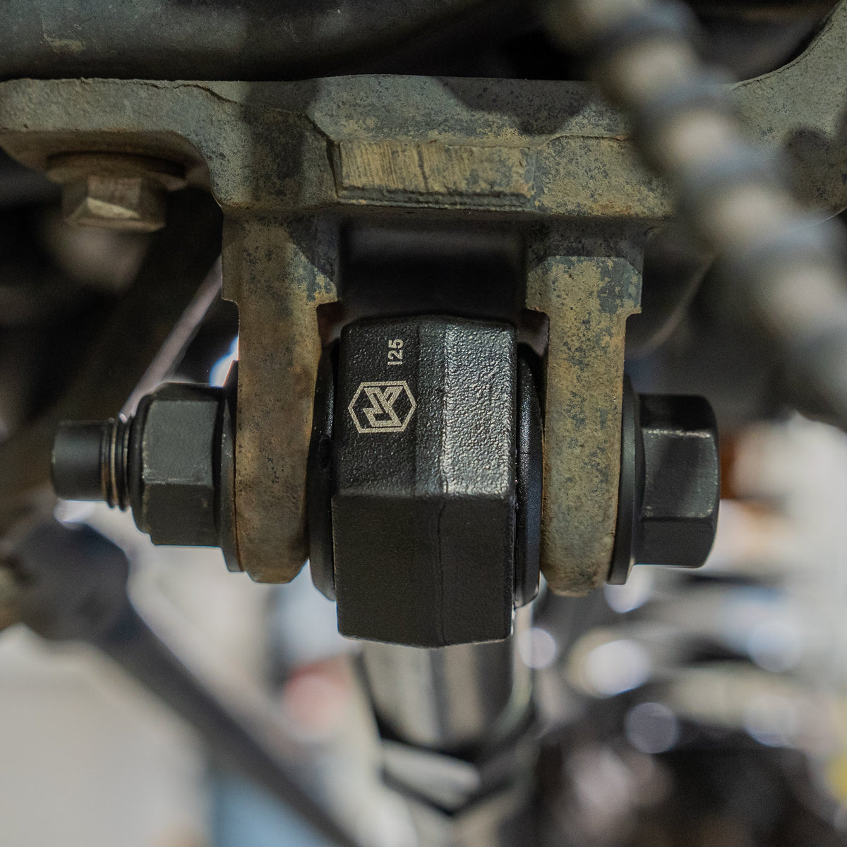 Kryptonite Adjustable Track Bar for 2005-2016 Ford Super Duty F-250/F-350/F-450/F-550