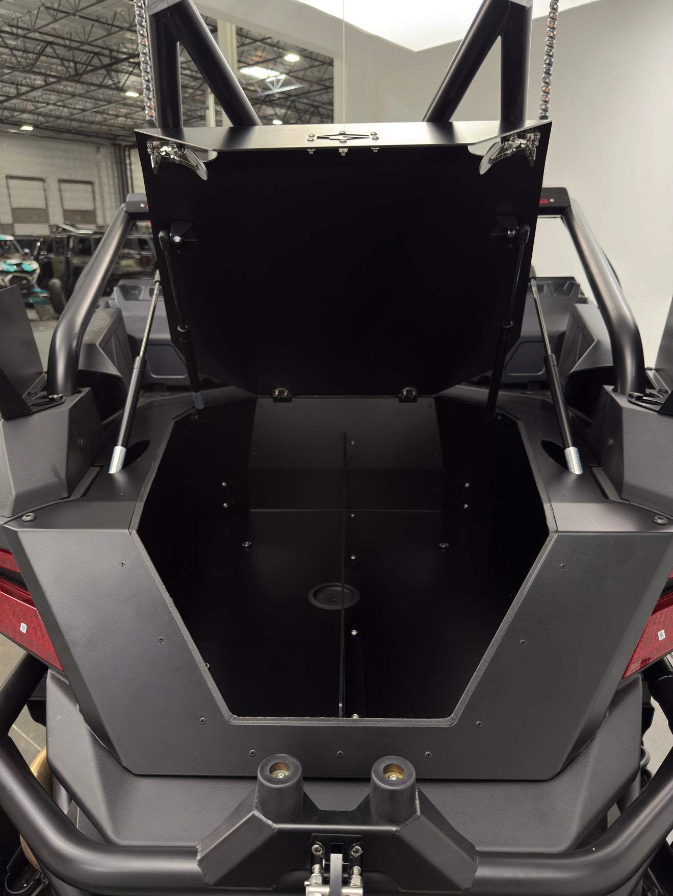 Polaris Pro R Cargo Box