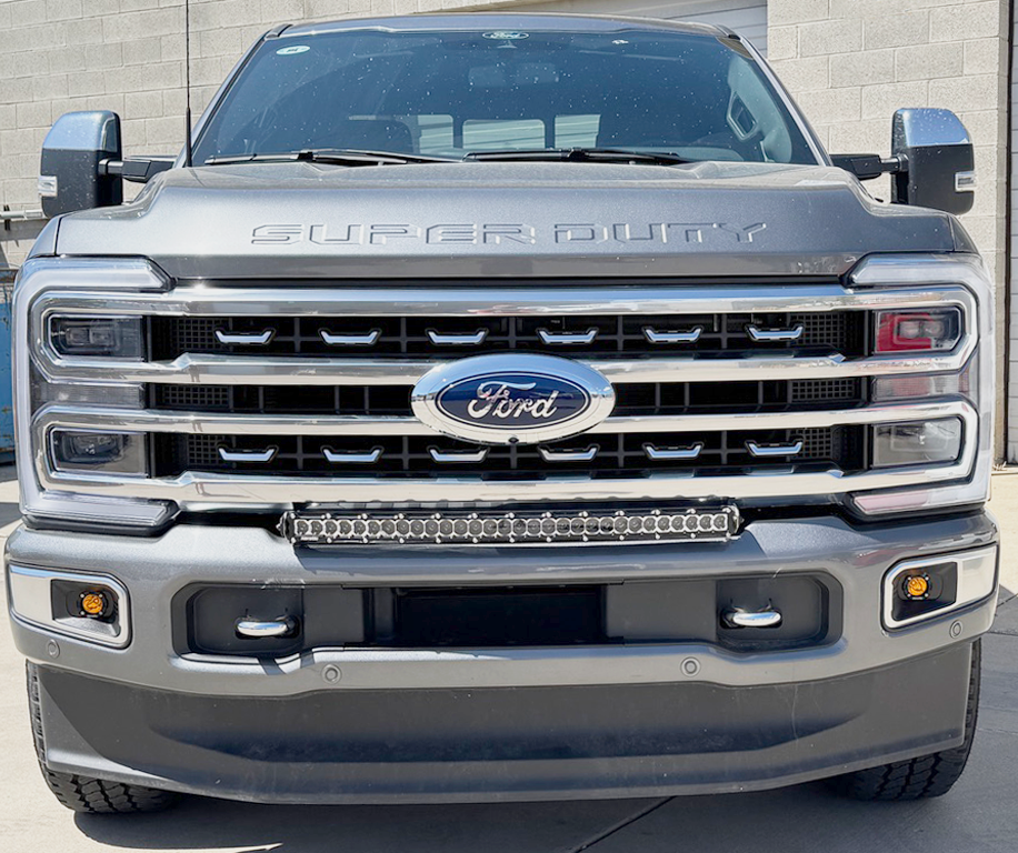 F-250 & 350 Super Duty 30" Curved Bumper Light Bar Kit 2023+