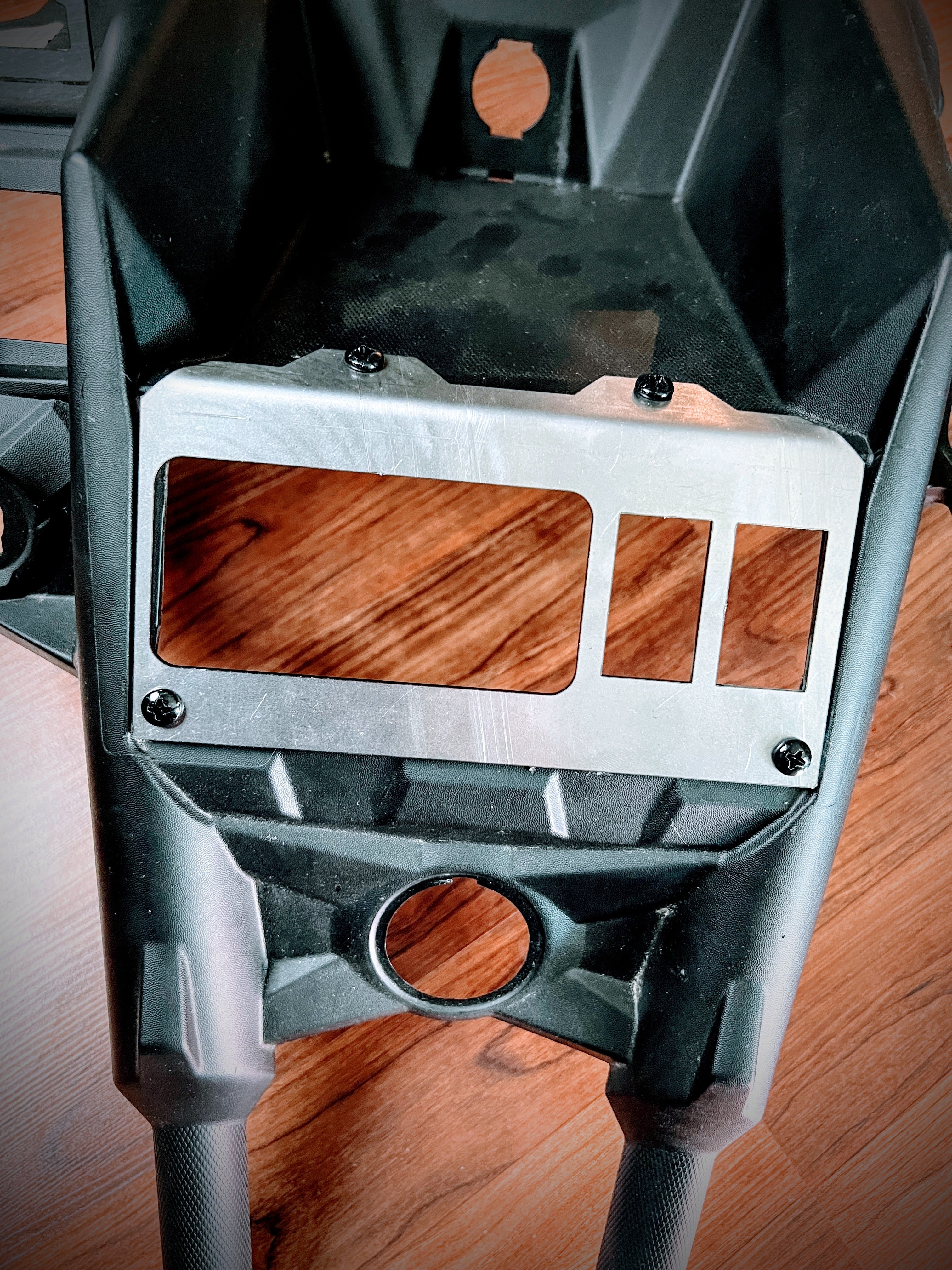 Switch-Pros 8 + 2 Center Console Piece – StayFlush Motorsports