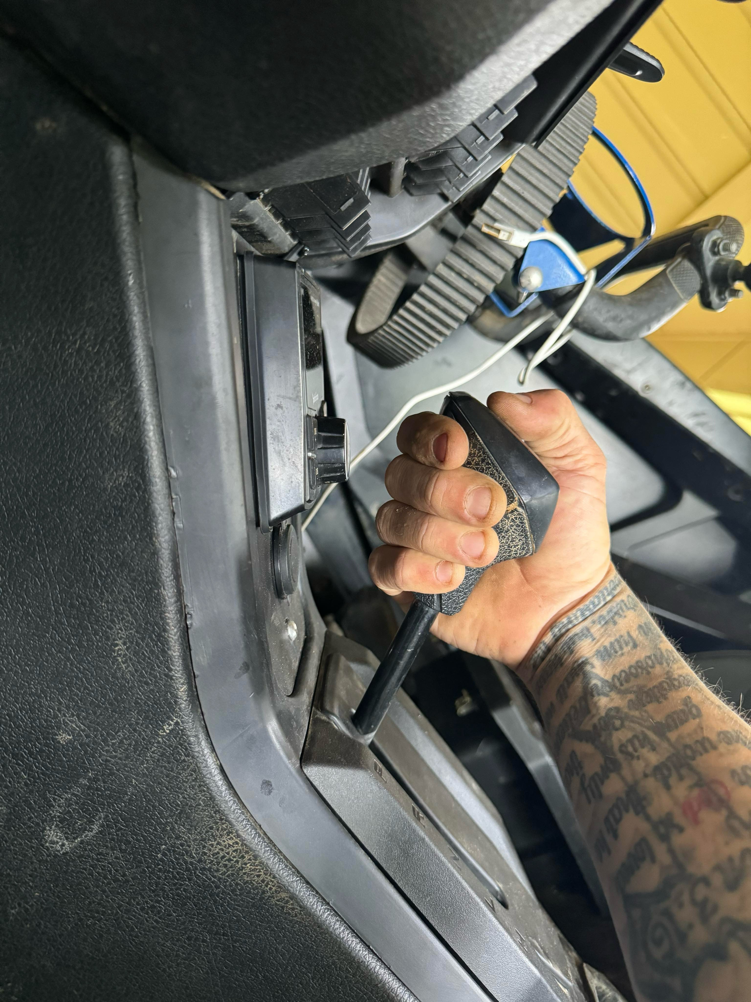 SFM Pro/R Lower Head Unit Mount