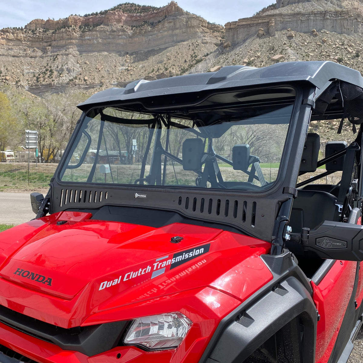 Honda Pioneer 1000 (2016-2025) Vented Glass Windshield