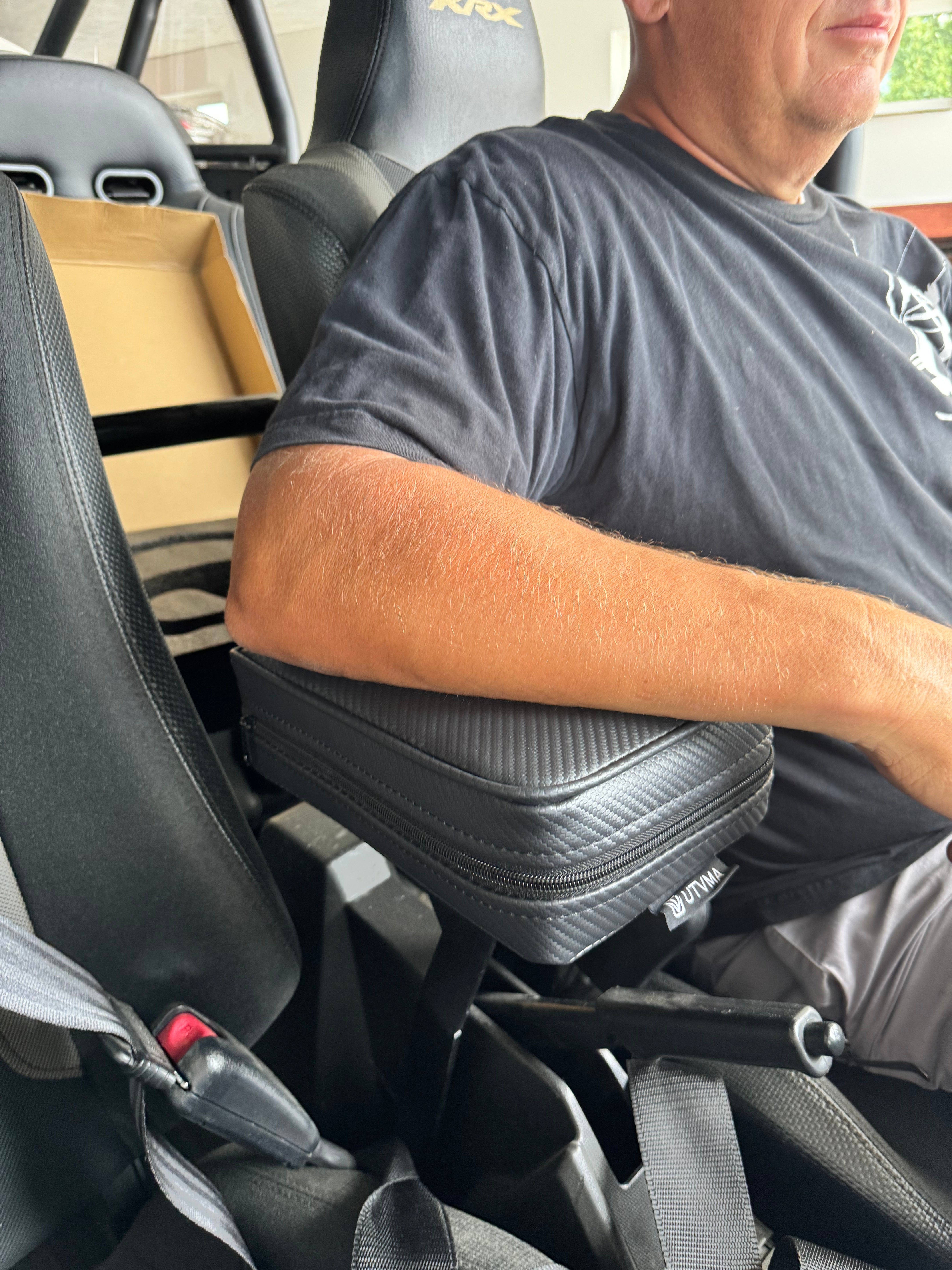 UTVMA Maverick Trial Armrest with Bracket (2018-2024)