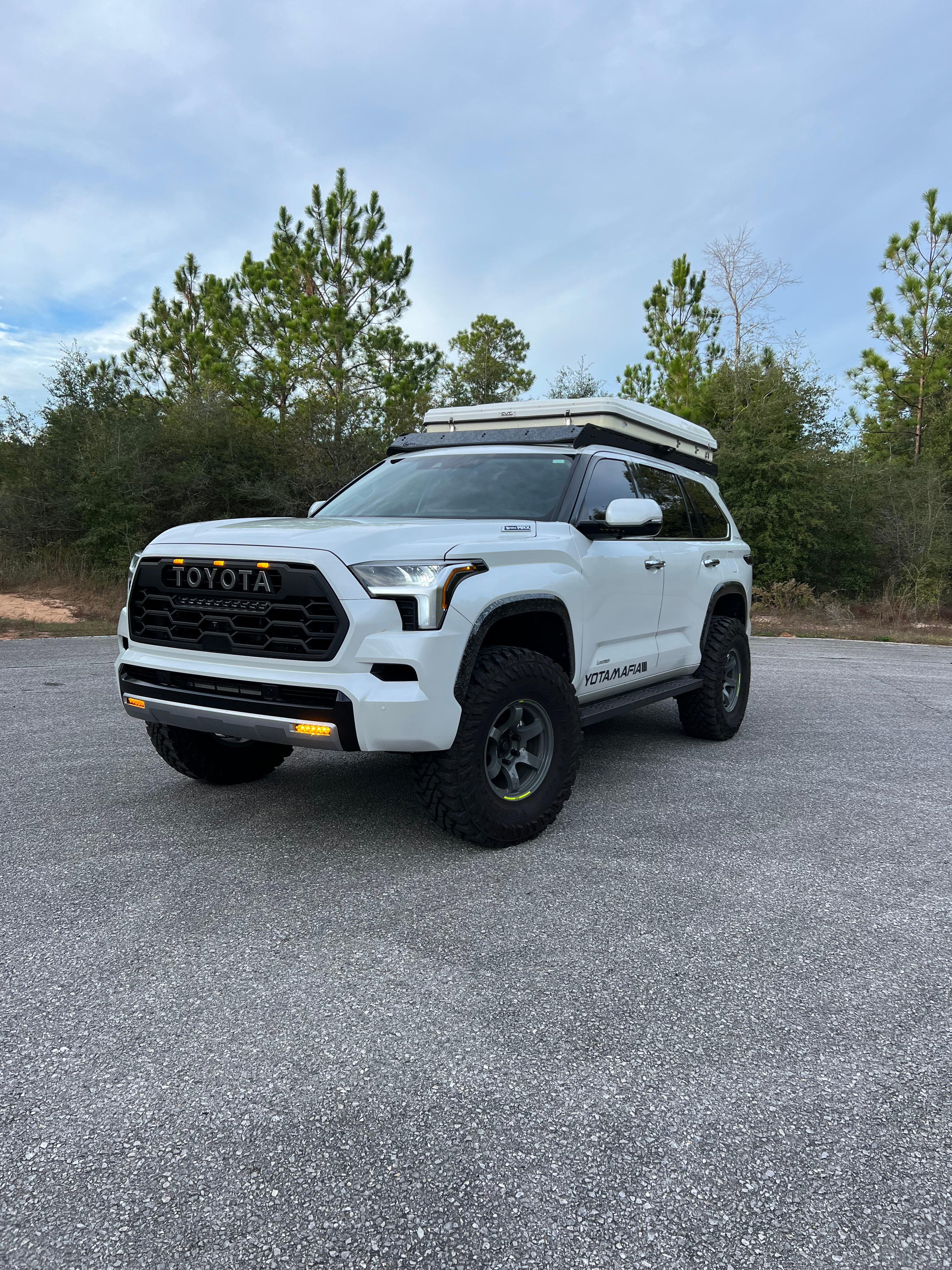 Toyota Sequoia (2024+) LED Fog Light Kit (High Power) - Clear Lens