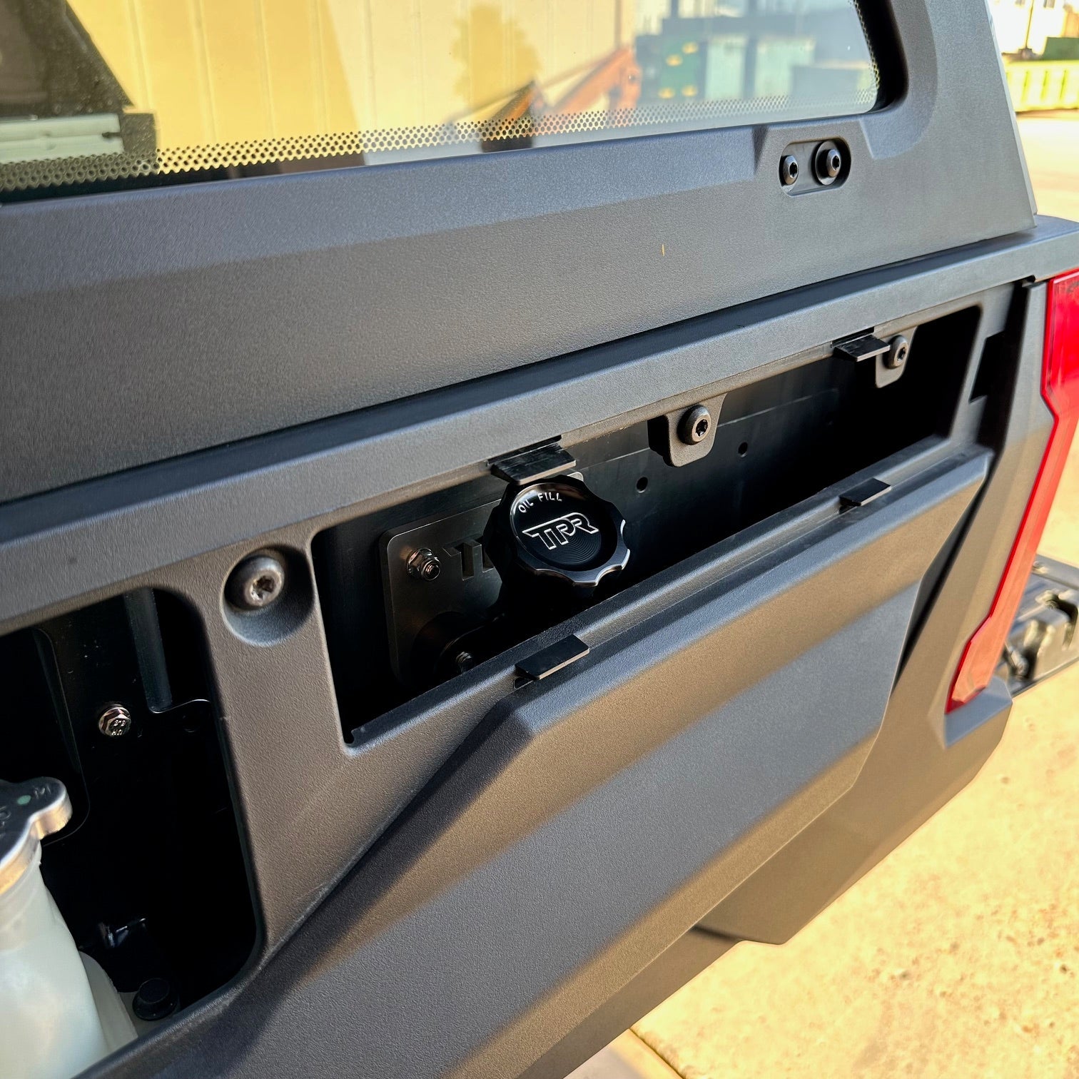 TPR022 - Remote Oil Fill Kit - Xpedition