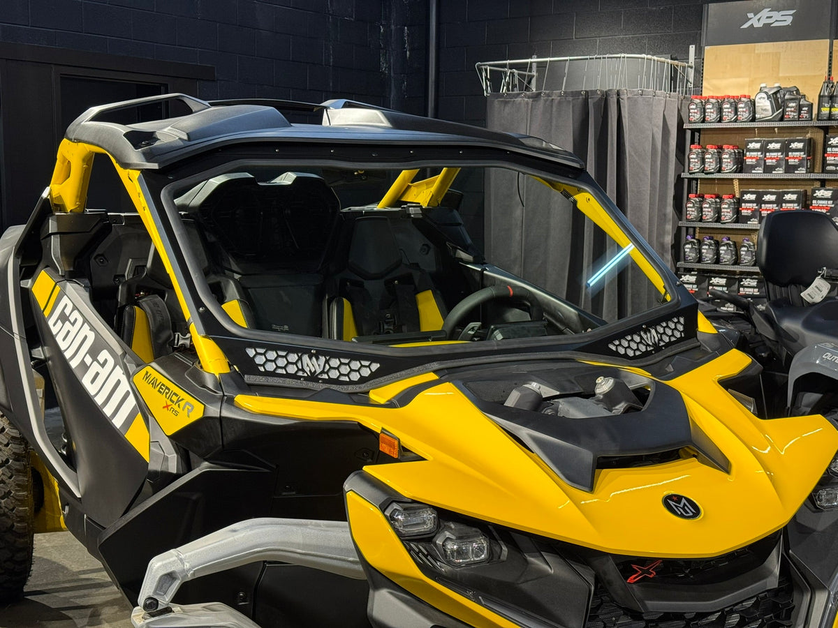 Maverick "R" Vented Glass Windshield with Wipers