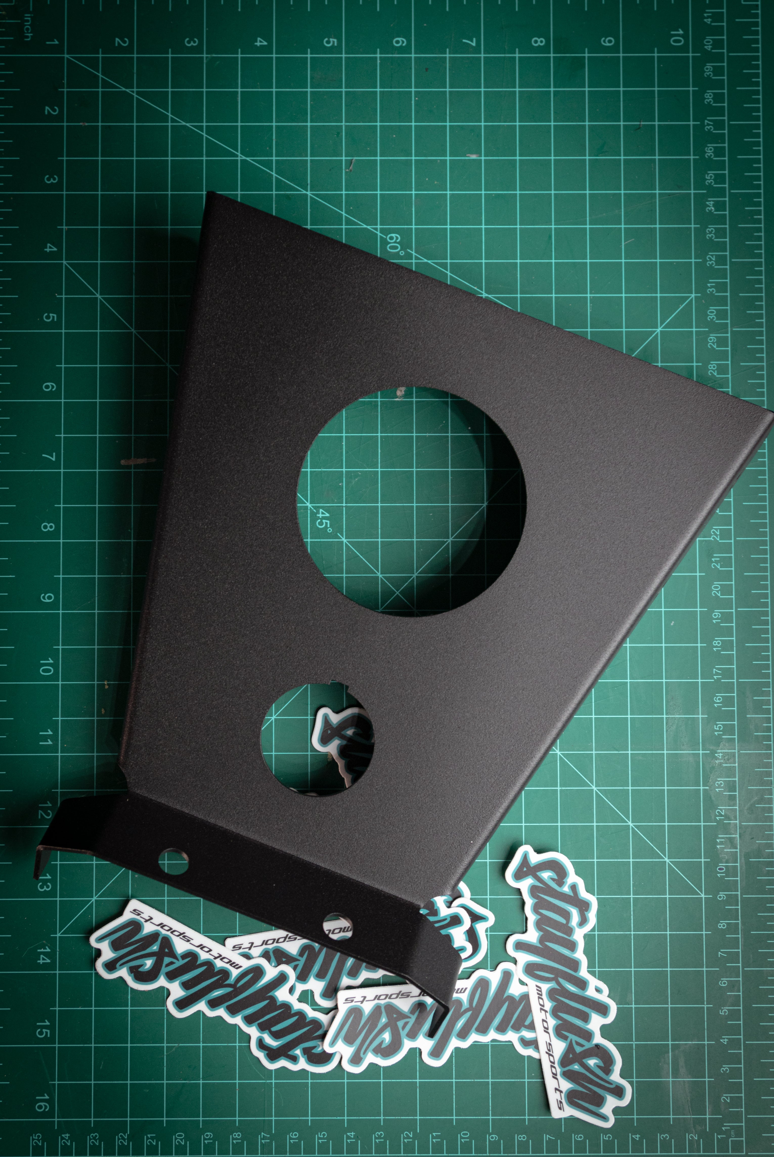 StayFlush Cyclops Console