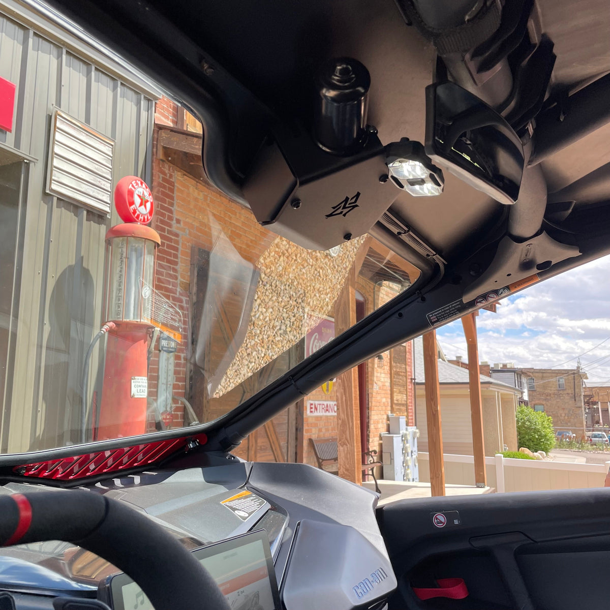 Can-Am Maverick R Vented Glass Windshield