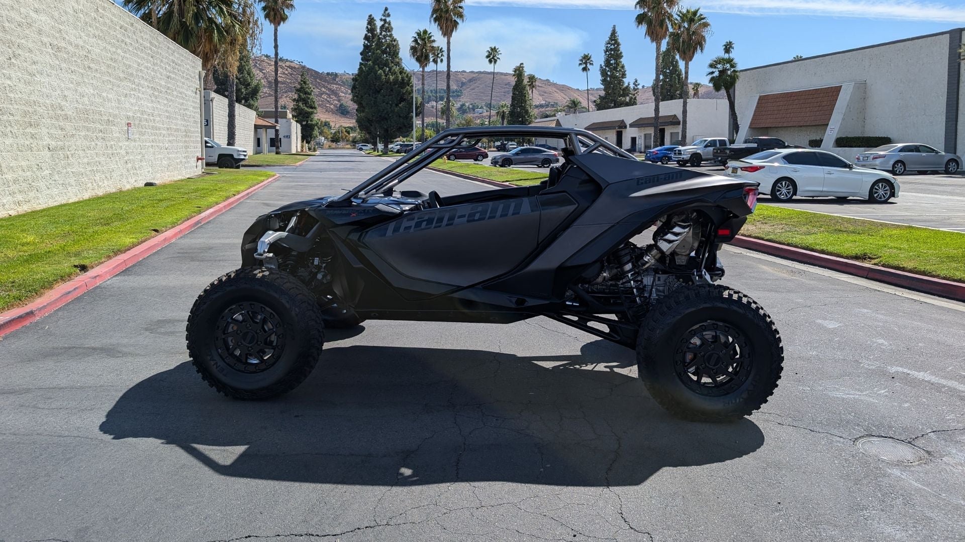 Can Am Maverick R roll cage made by UTV SPEED, USA made, Best on the market, Safest on the market, Fully customized, Maverick R, Mav R, Mave R, Roll cage, UTV Roll cage, SXS Roll cage, Can-Am Maverick r cage, Can-Am Mave R cage, Can-Am Mav R cage,