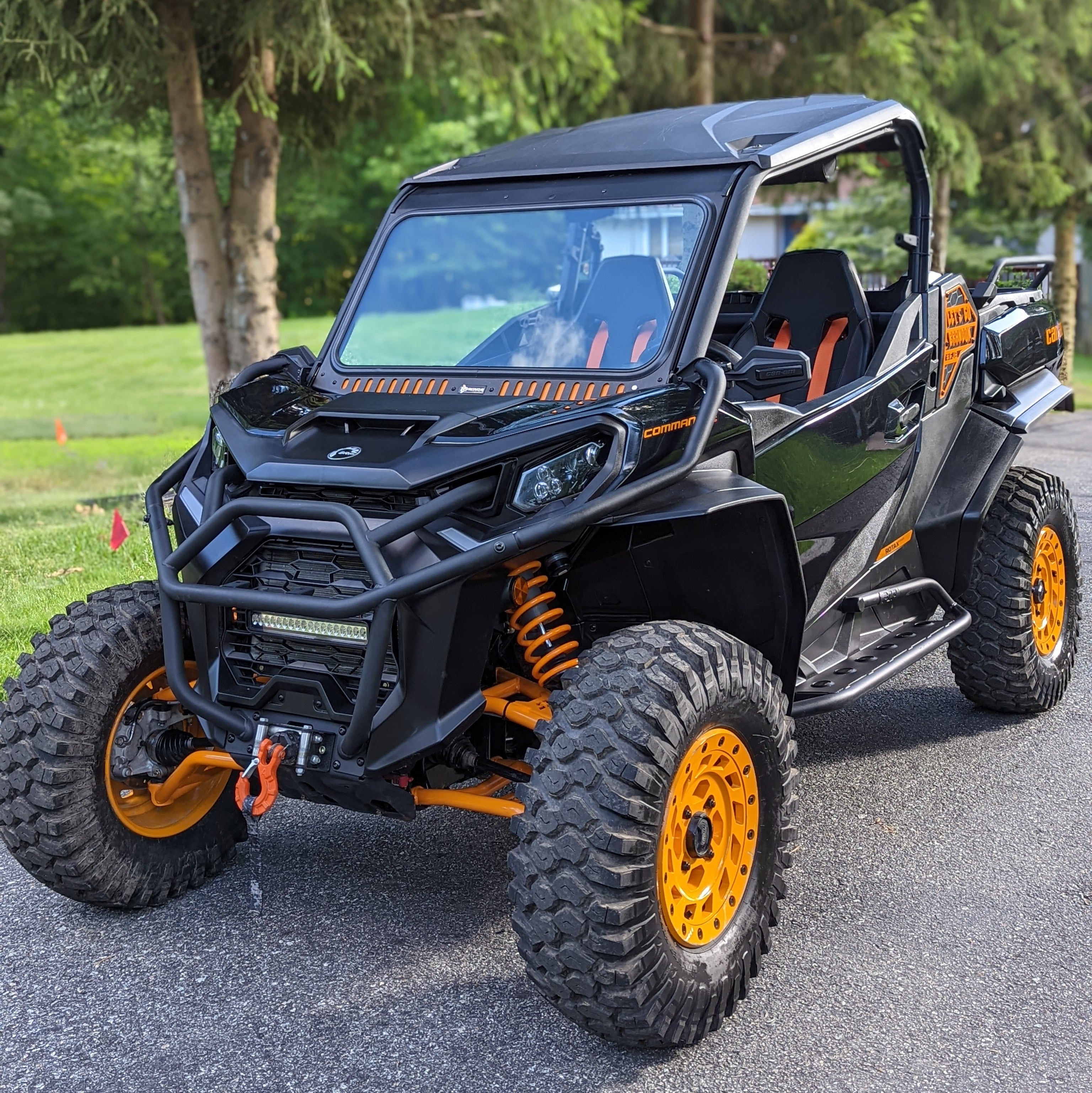 Can-Am Maverick Sport/Trail/Commander Vented Glass Windshield (Collective)
