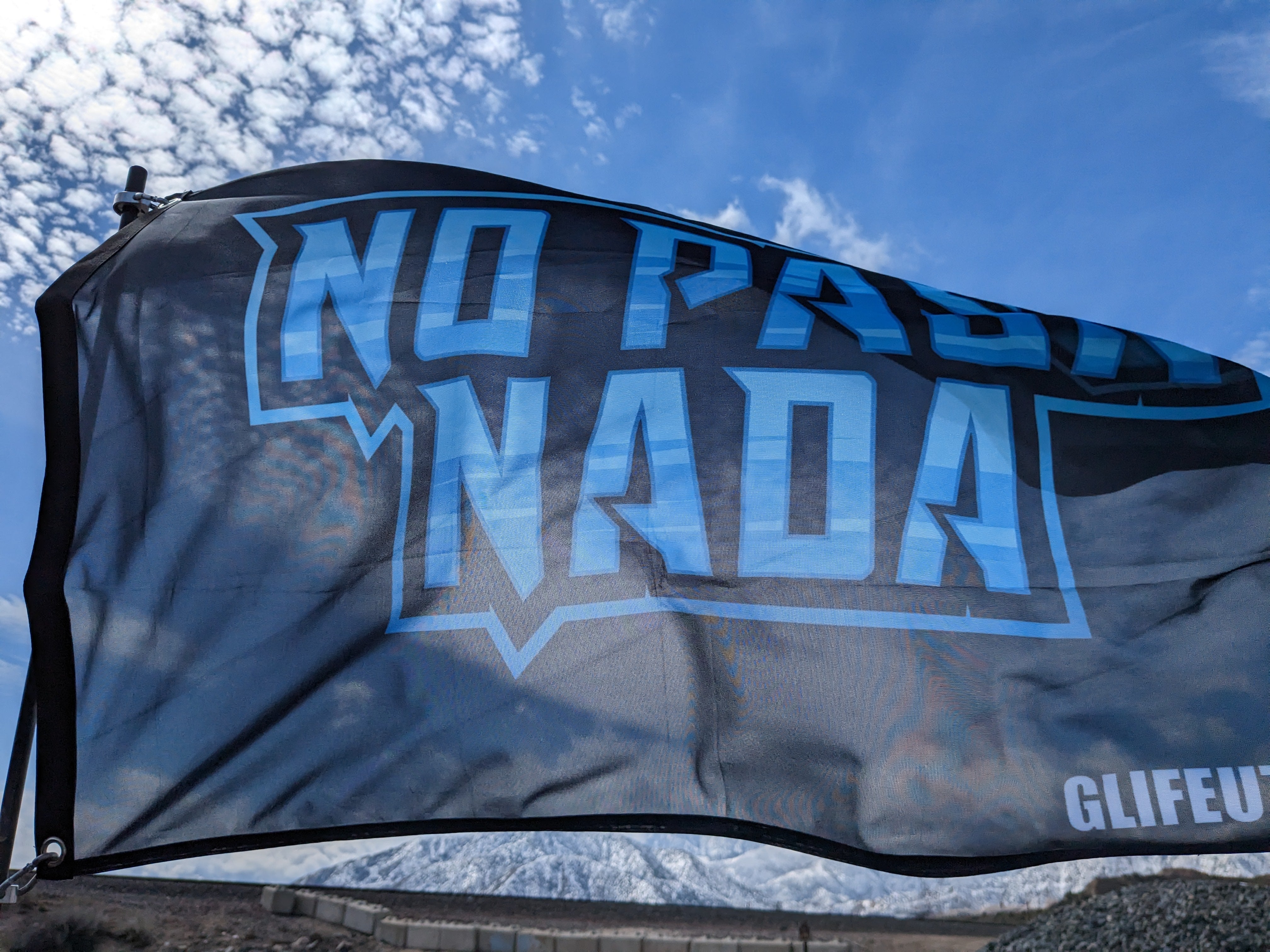 No Pasa Nada (Blue) - Whip Flag 2'x3'