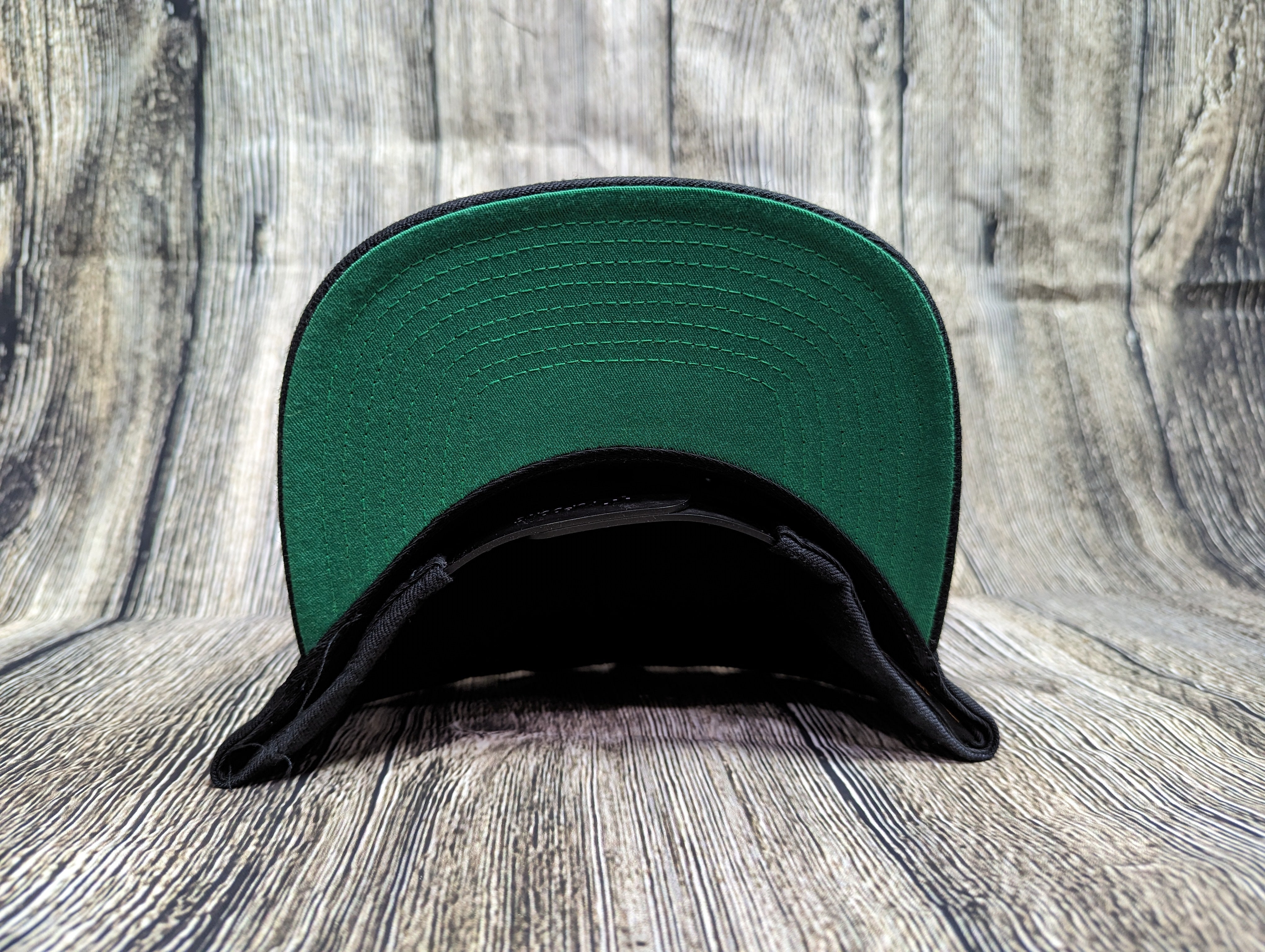 Glamis - Premium Snapback Hat