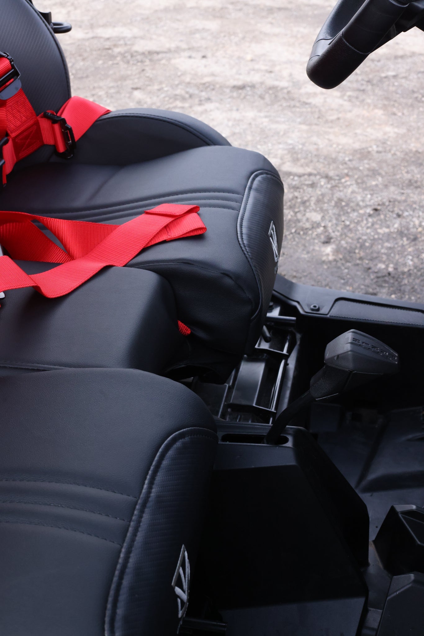 RZR 1000 XP/XP S (2024+) Front/Rear Bench Seat W Harnesses 2 and 4 Seater
