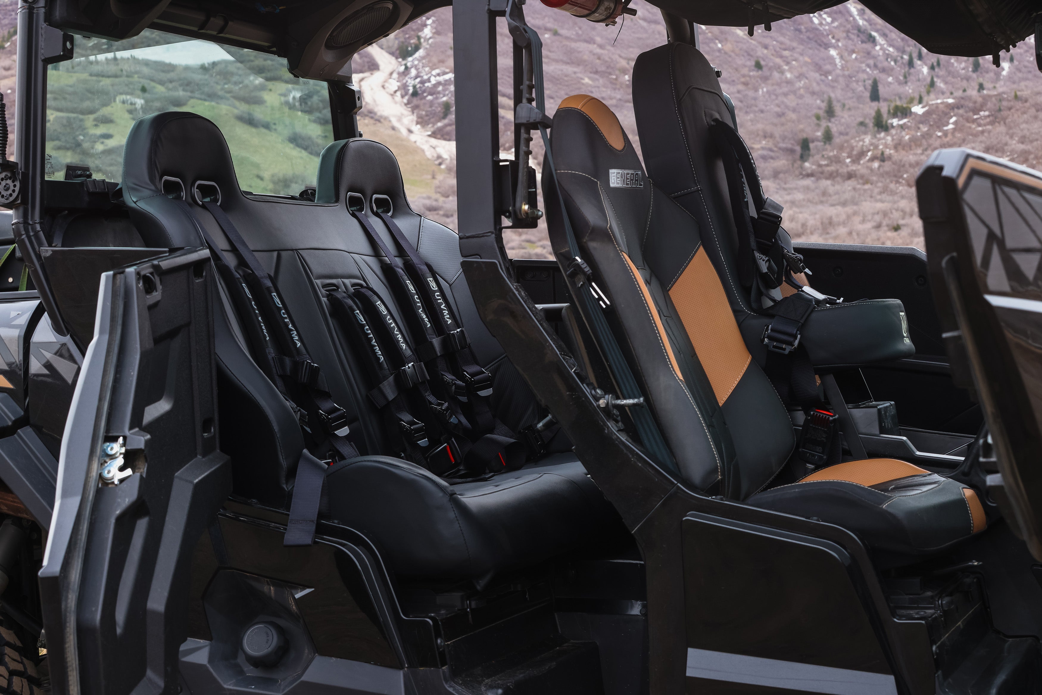 General 1000 Rear Bench Seat W Harnesses (2017-2025)