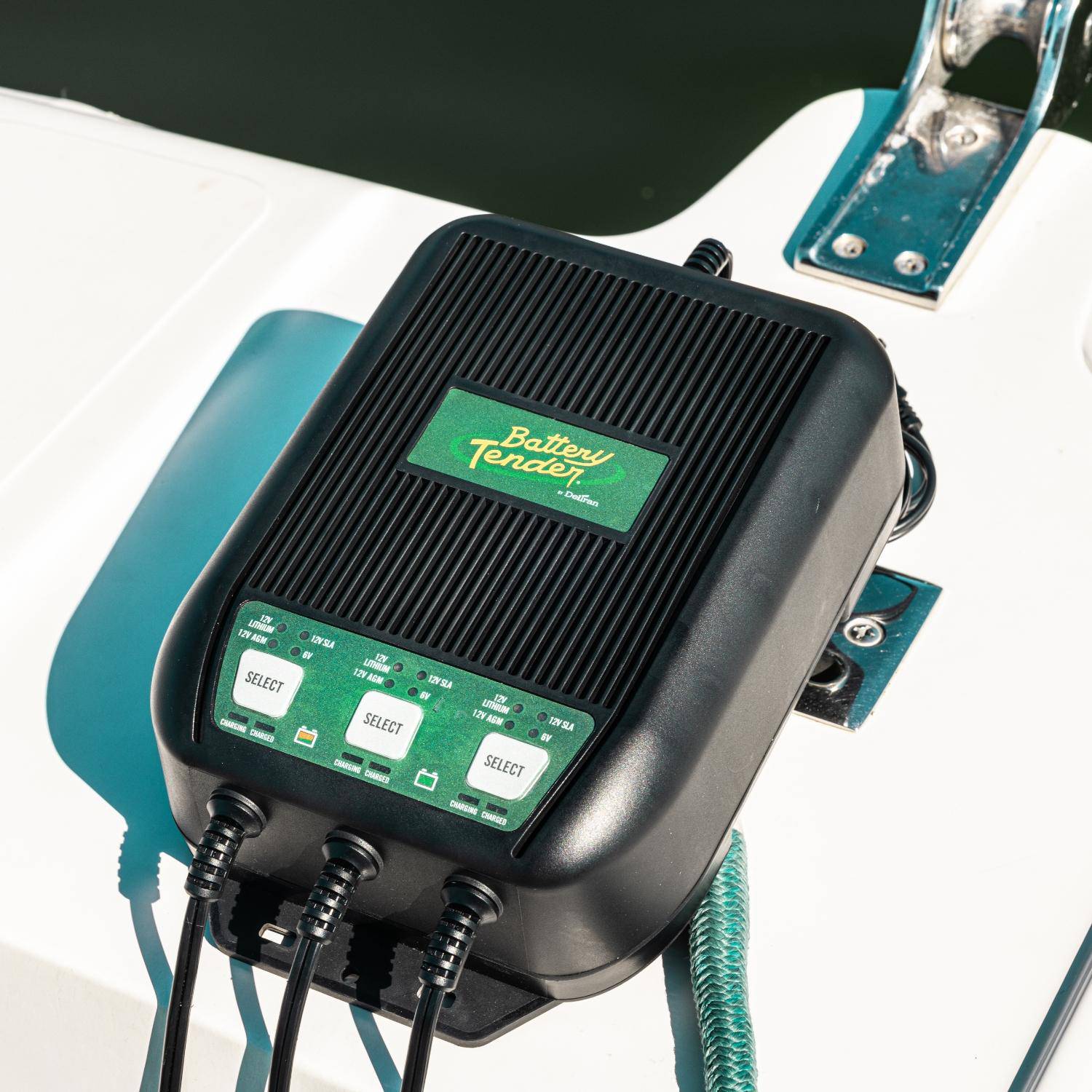 WaveCharge 3-Bank 12V 9 Amp Battery Charger and Maintainer