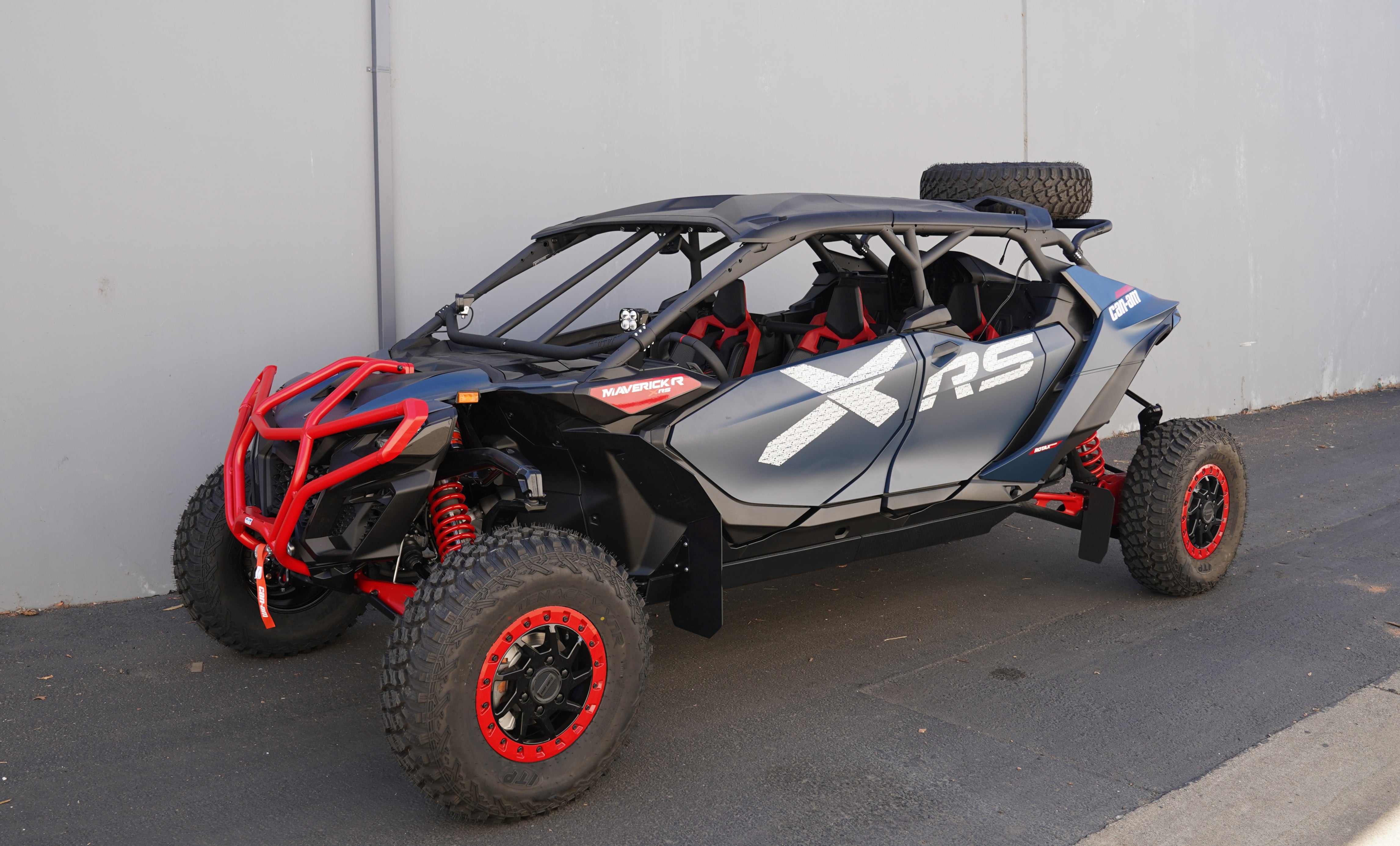 Can-Am Maverick R Max Mid-Height Dual Clamp Spare Tire Mount