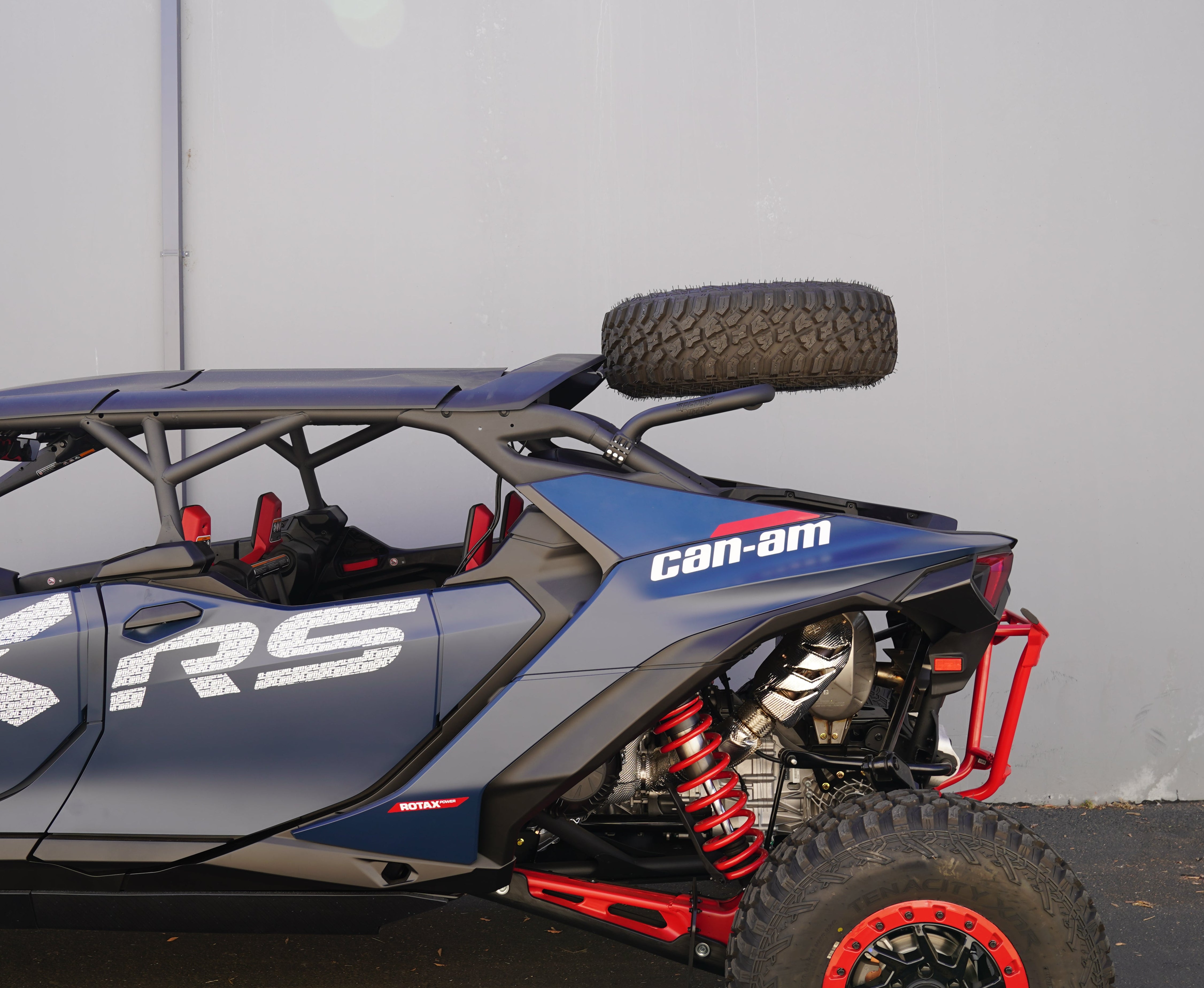 Can-Am Maverick R Mid-Height Dual Clamp Spare Tire Mount