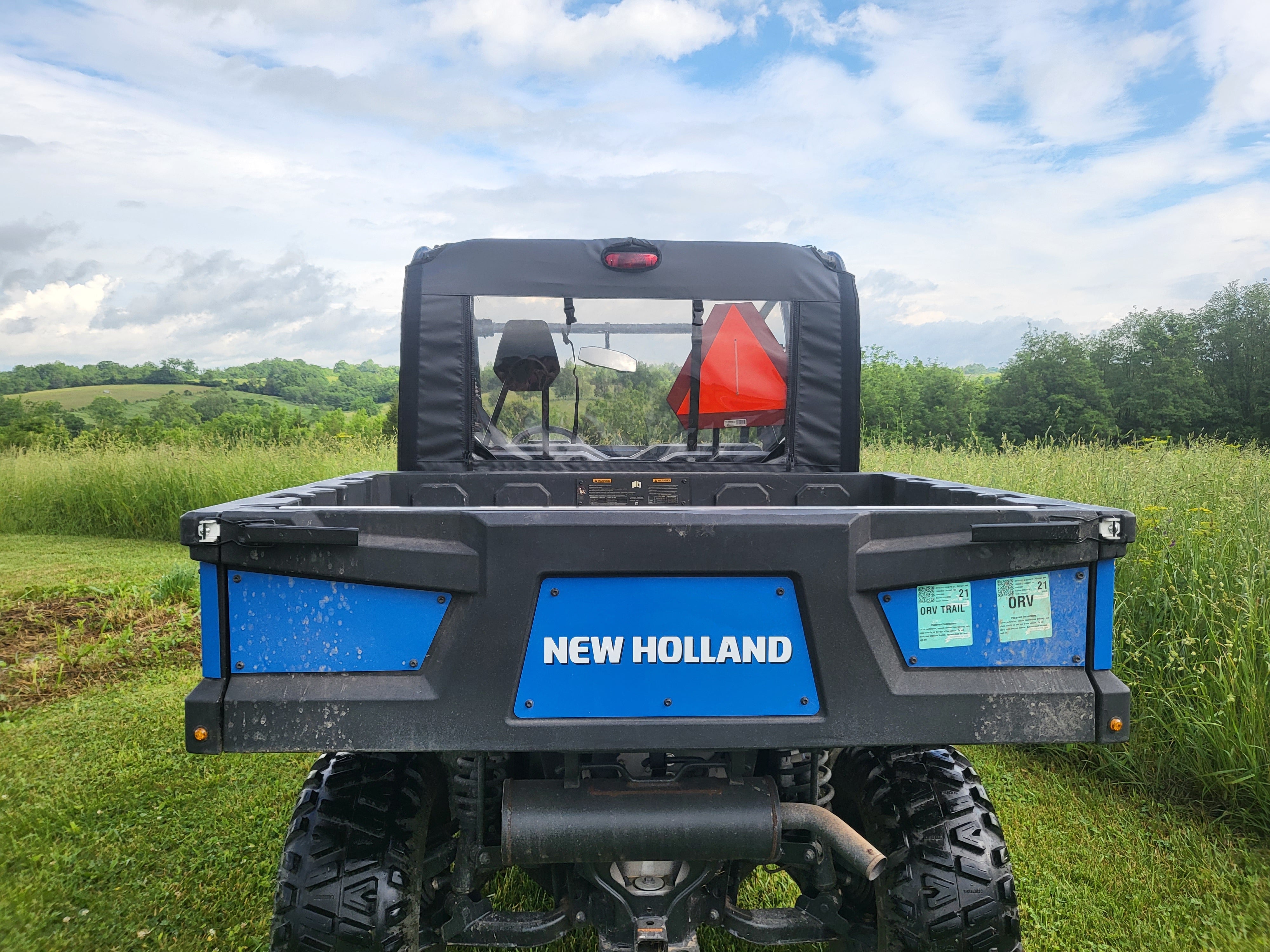 New Holland 850 Crew - Door/Rear Window Combo