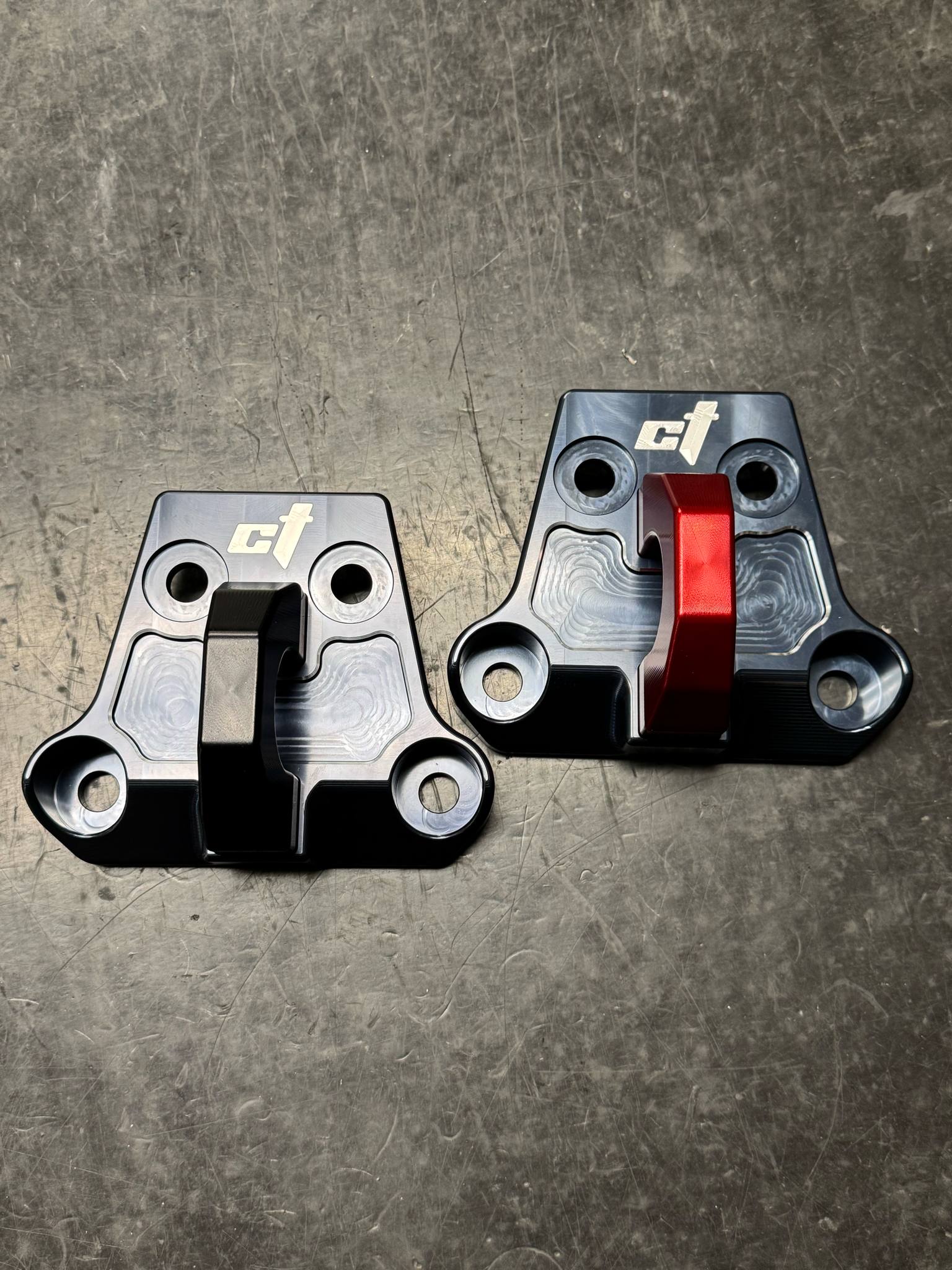 Maverick R Tow Plate