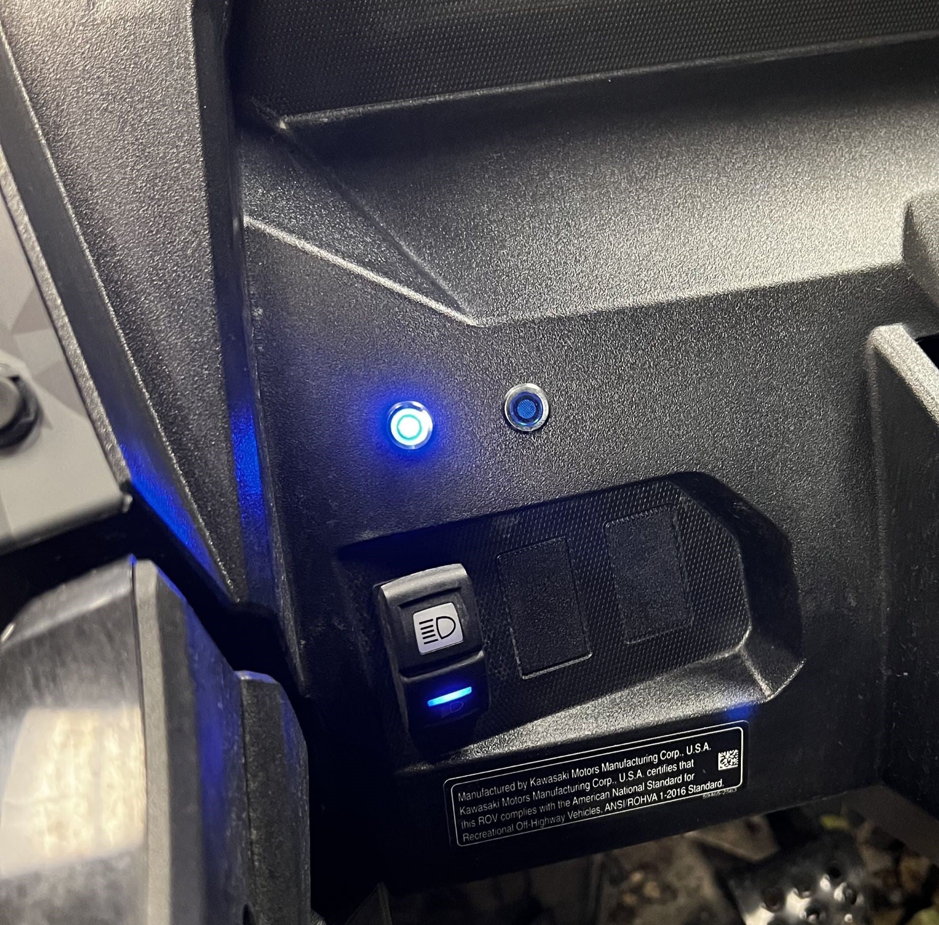 3x2 Round Amber LED lights