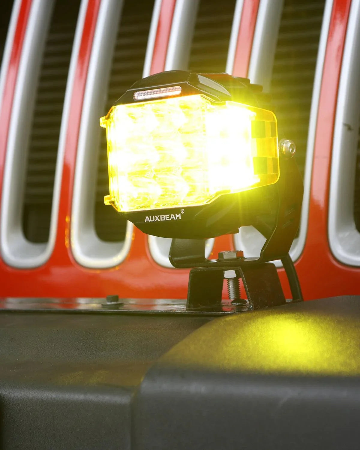V-MAX Series | 5 Inch 168W 16440LM Spot Beam Side Shooter LED Round Pod Lights with Amber DRL