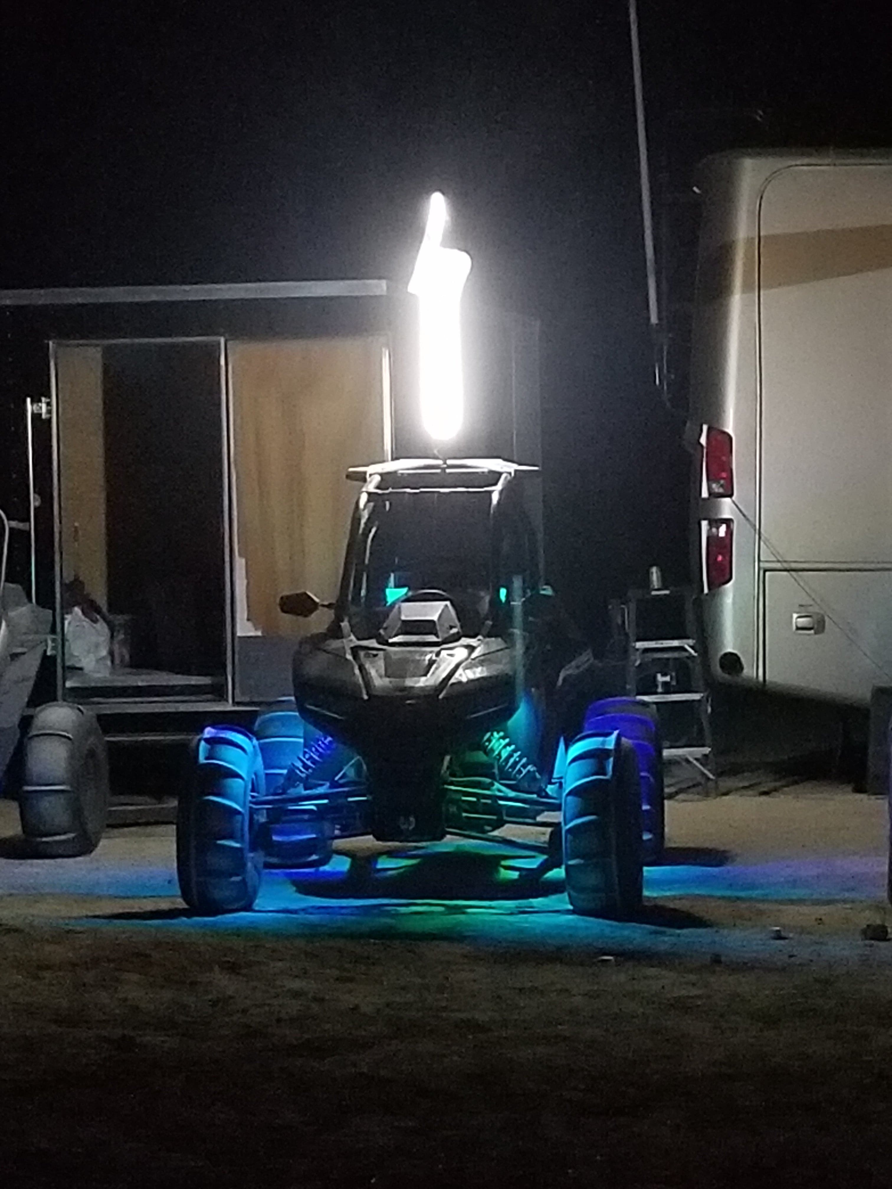 R1 Extreme LED Light Whips (Pair)