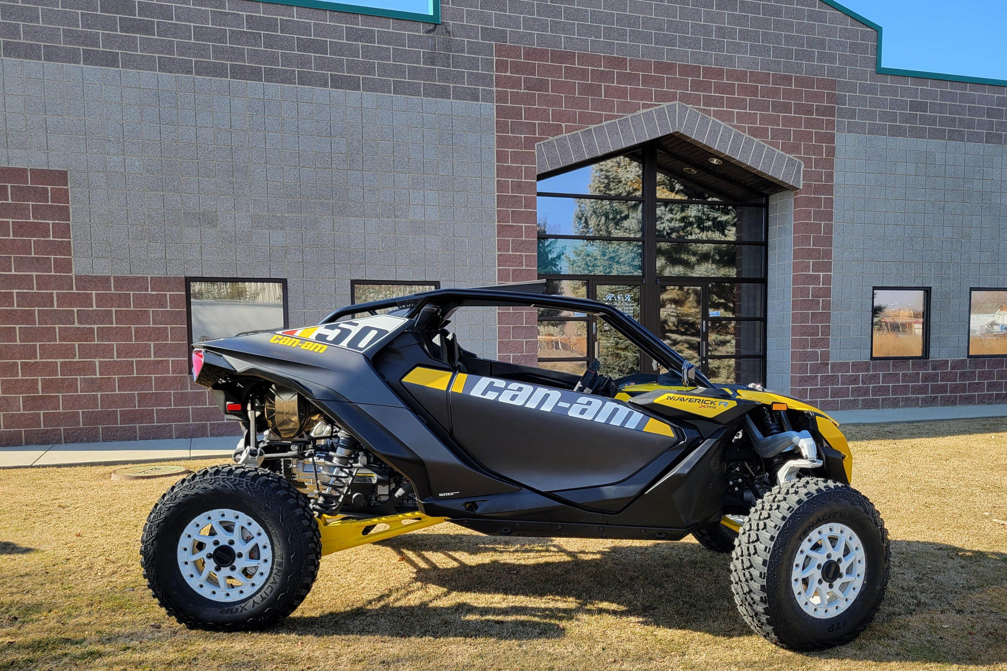 Can Am Maverick-R Cage