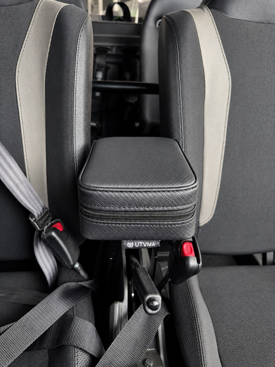 UTVMA RZR 1000/900 Armrest with Bracket (2014-2023)