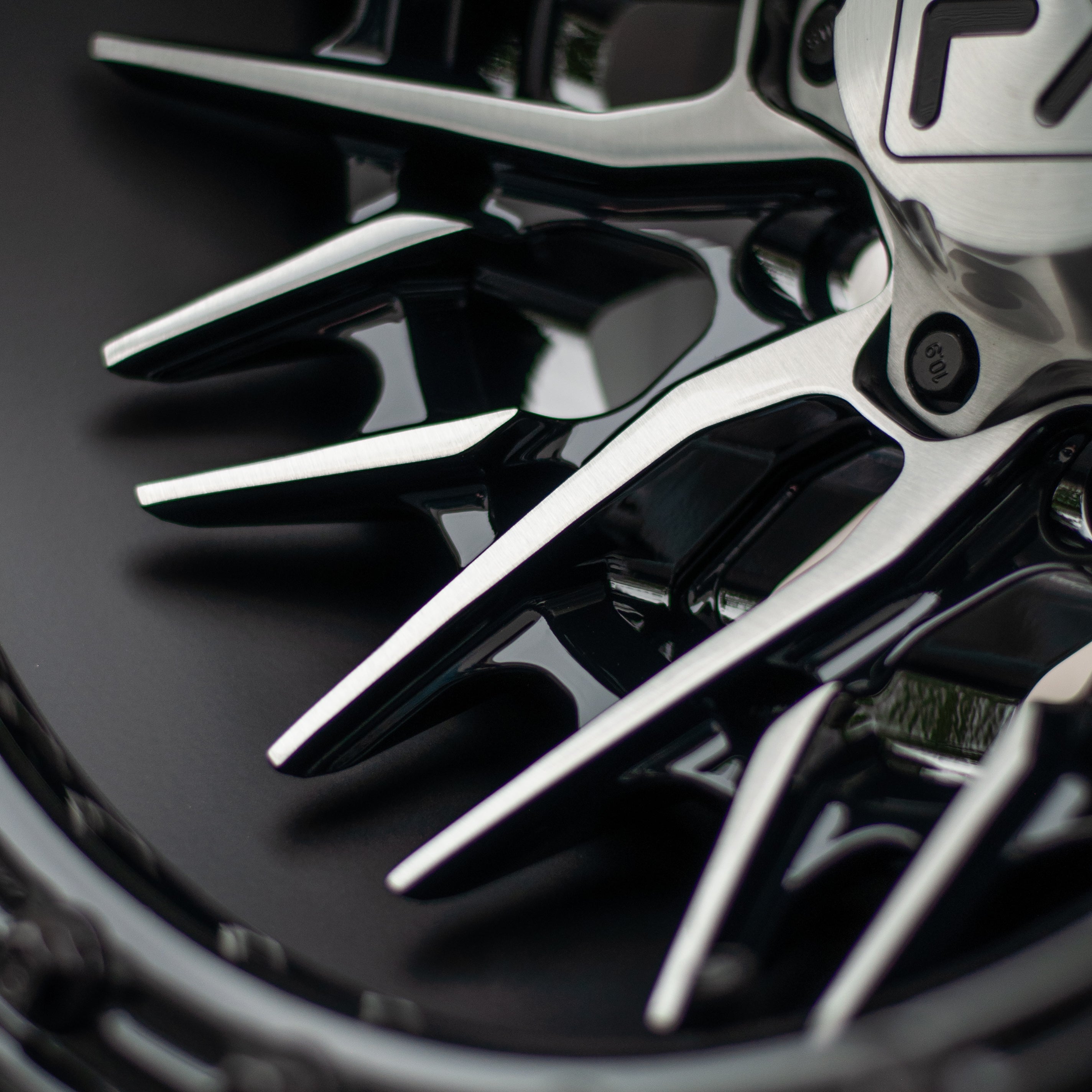 Falcon 6R | Forged 3-Piece | Beadlock