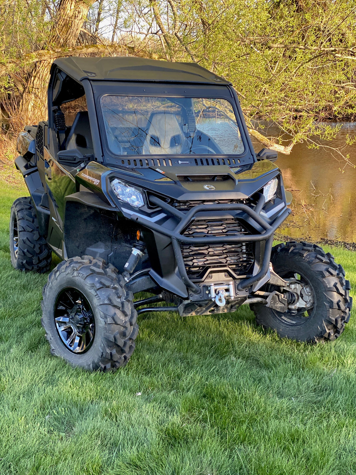 Can-Am Maverick Sport/Trail/Commander Vented Glass Windshield (Collective)