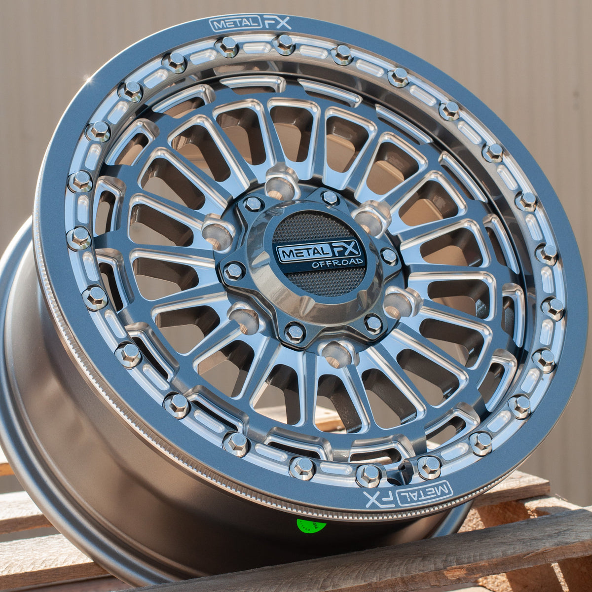 Delta 6R Beadlock | Gunmetal Contrast Cut