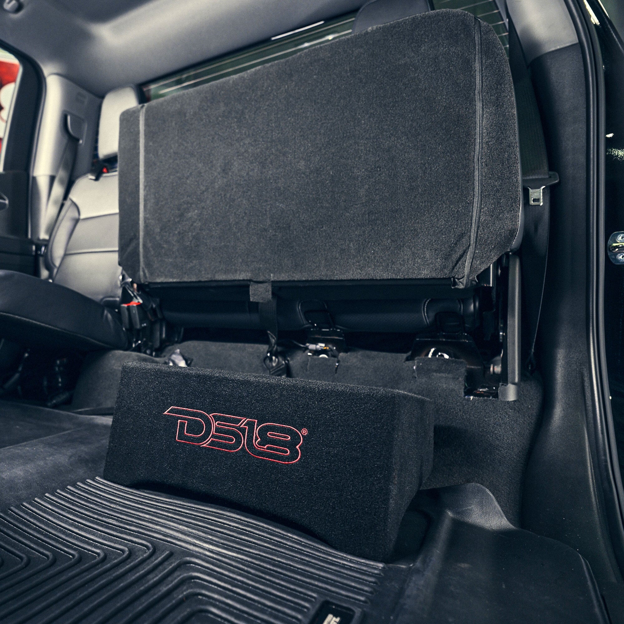 DFPU Under Seat 10” Shallow Subwoofer Enclosure | Sealed, Loaded, 600W RMS @ 2 Ohm