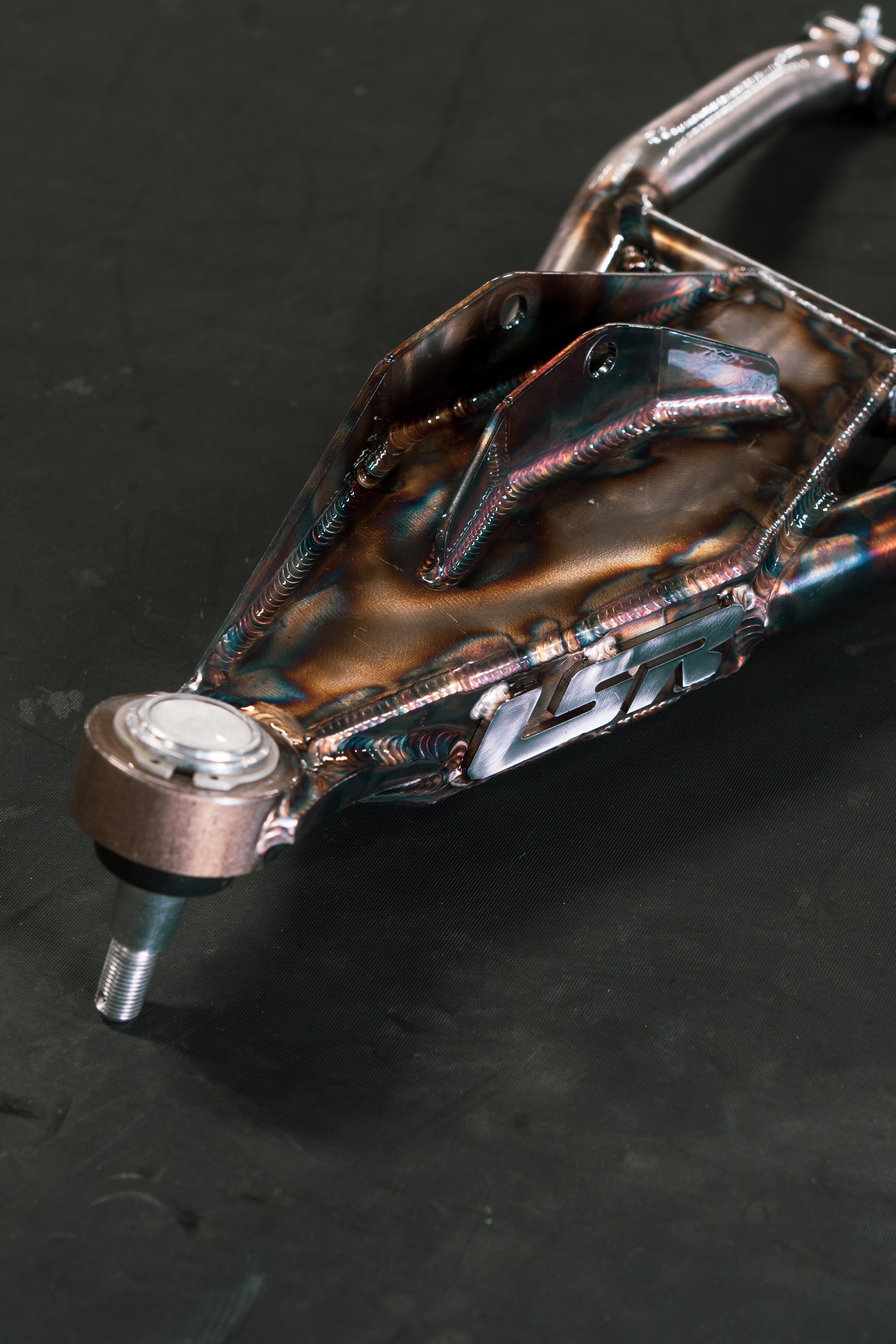 CAN-AM DEFENDER FRONT A-ARM KIT +2.5" FORWARD