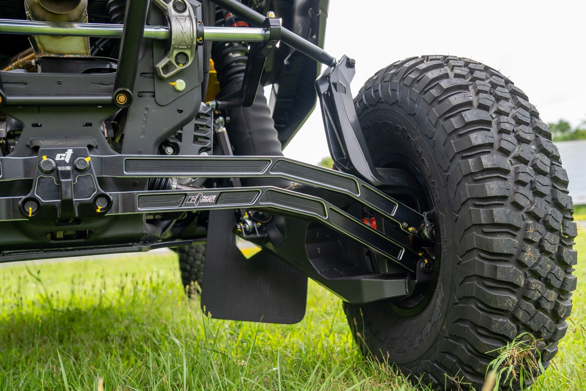 Maverick R Pro Rock High Clearance Billet Radius Rod Kit for use with Double E Rear Sway Bar