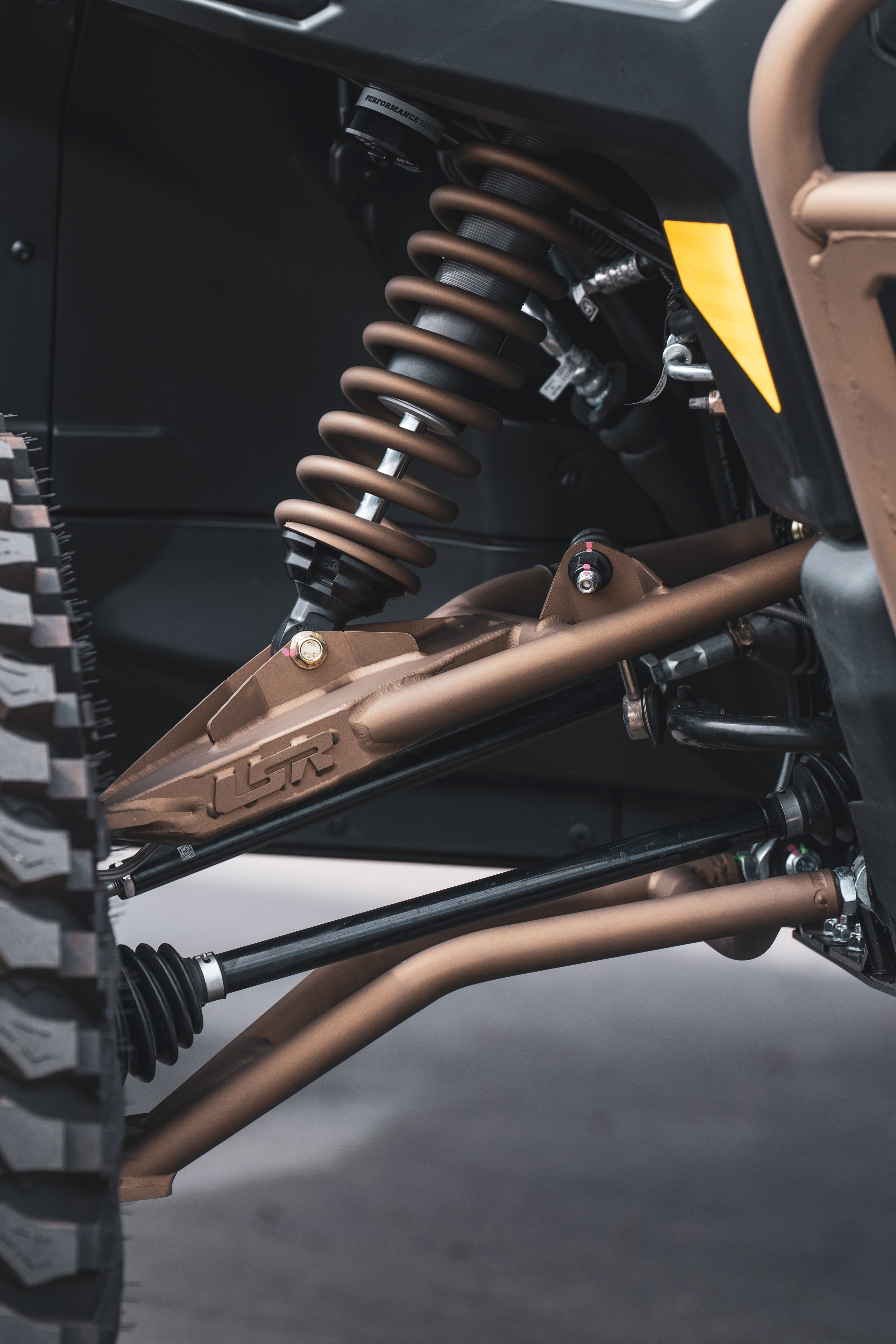 CAN-AM DEFENDER FRONT A-ARM KIT +2.5" FORWARD