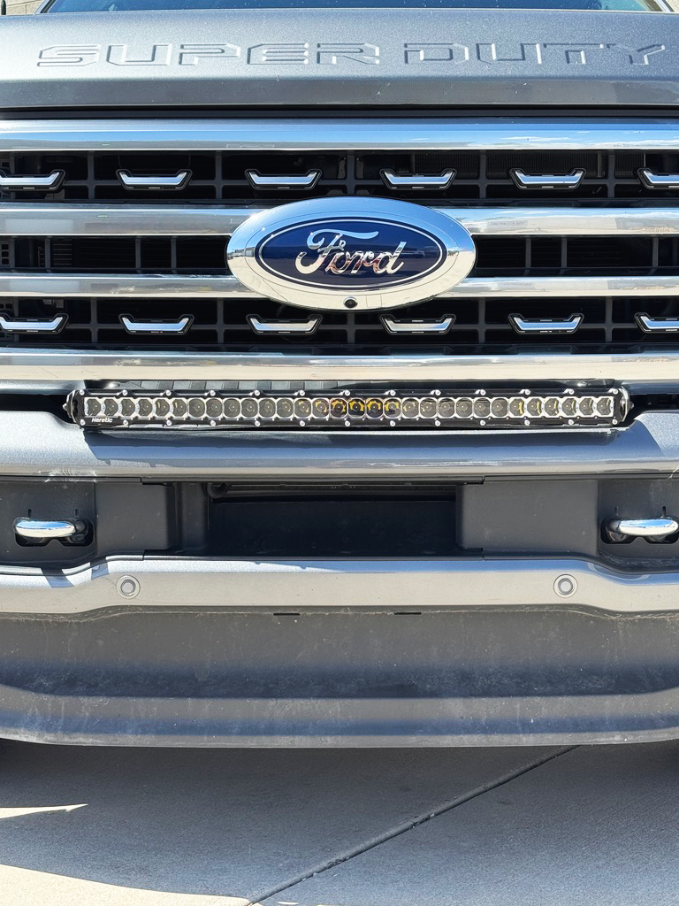 F-250 & 350 Super Duty 30" Curved Bumper Light Bar Kit 2023+