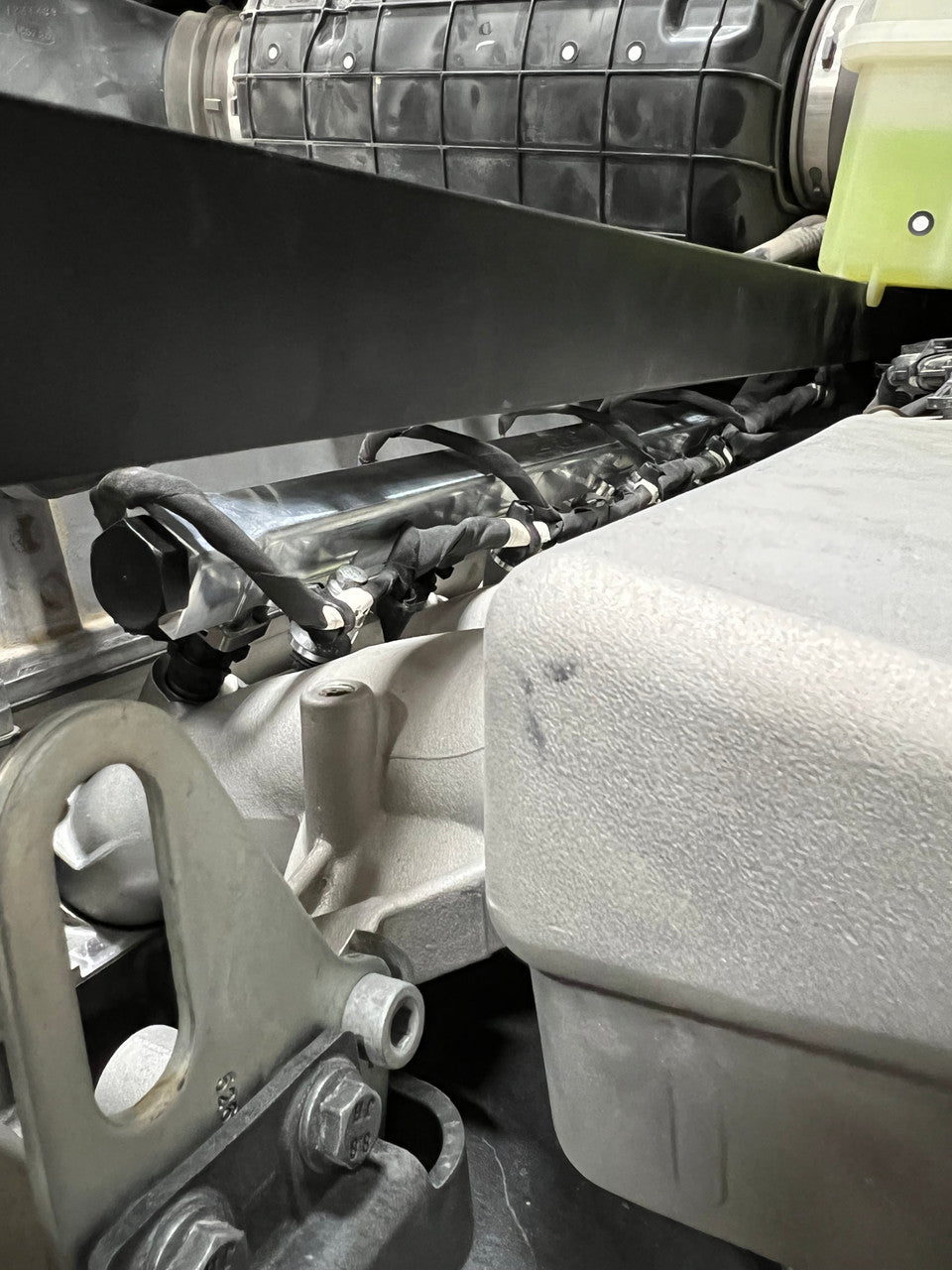 ZRP PRO-R fuel Rail