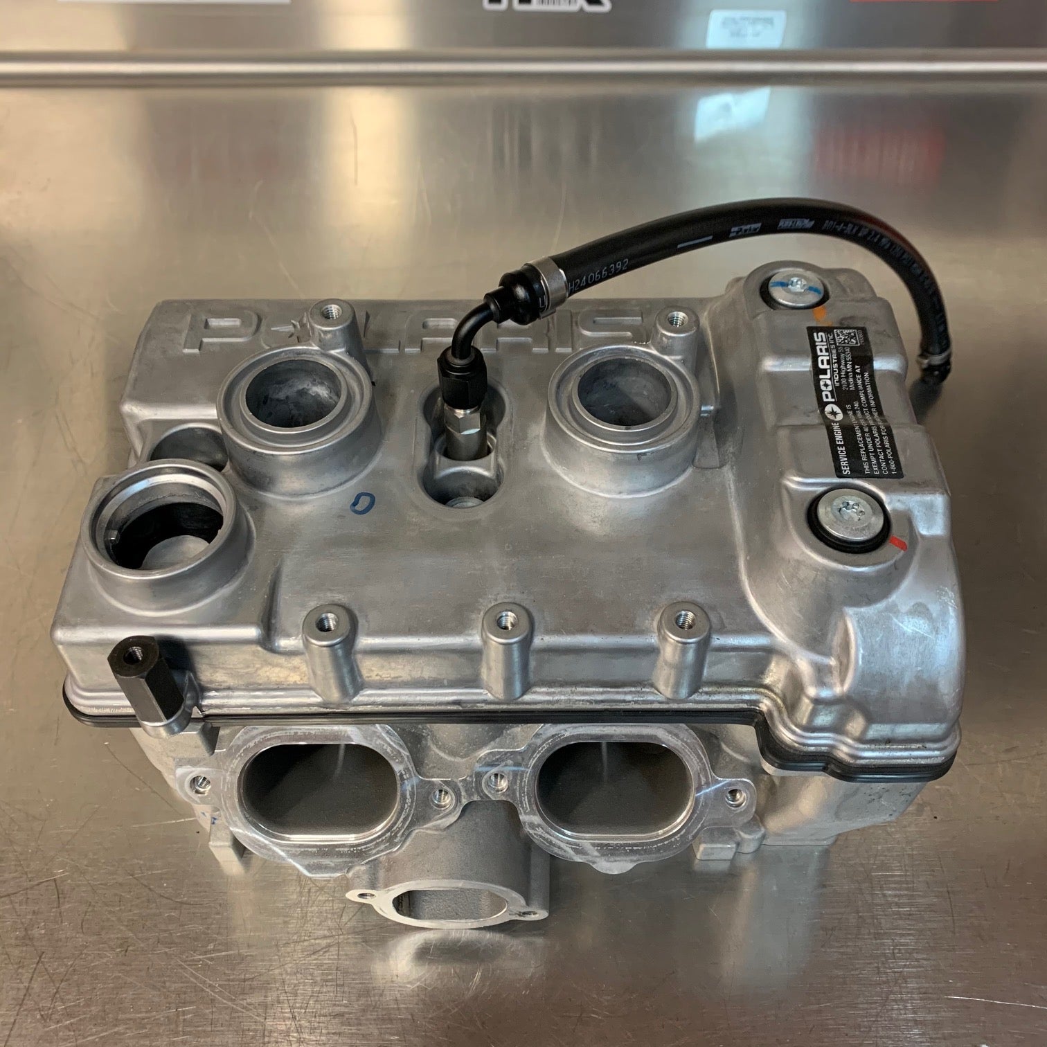 TPR012 - Pro XP / Pro R / Turbo R / Pro S / Xpediton - Head Coolant Fitting