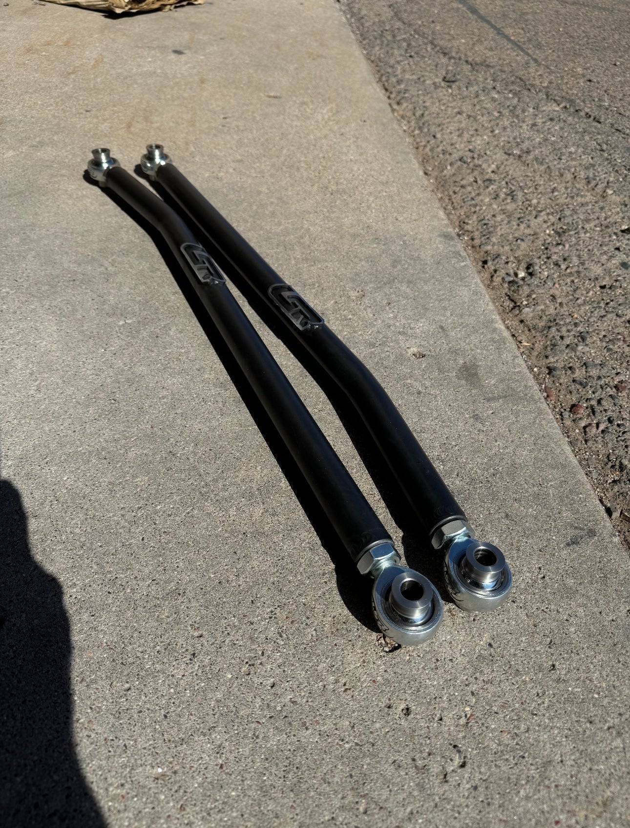 Can-Am Maverick R High Clearance Lower Radius Rods