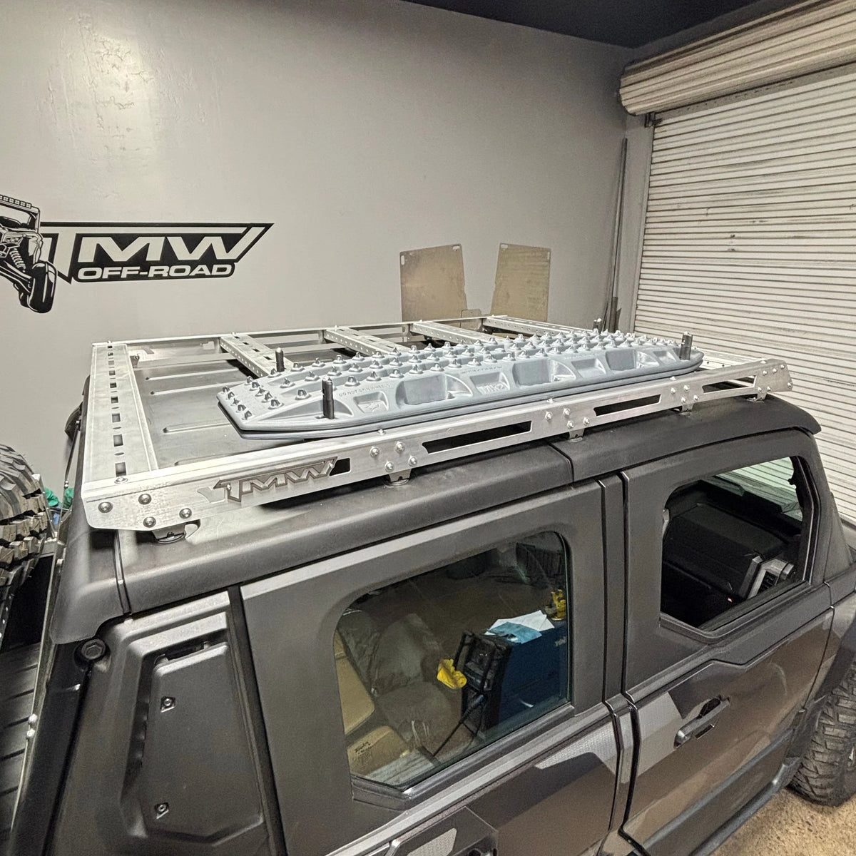 TMW Xpedition Low Pro Roof rack