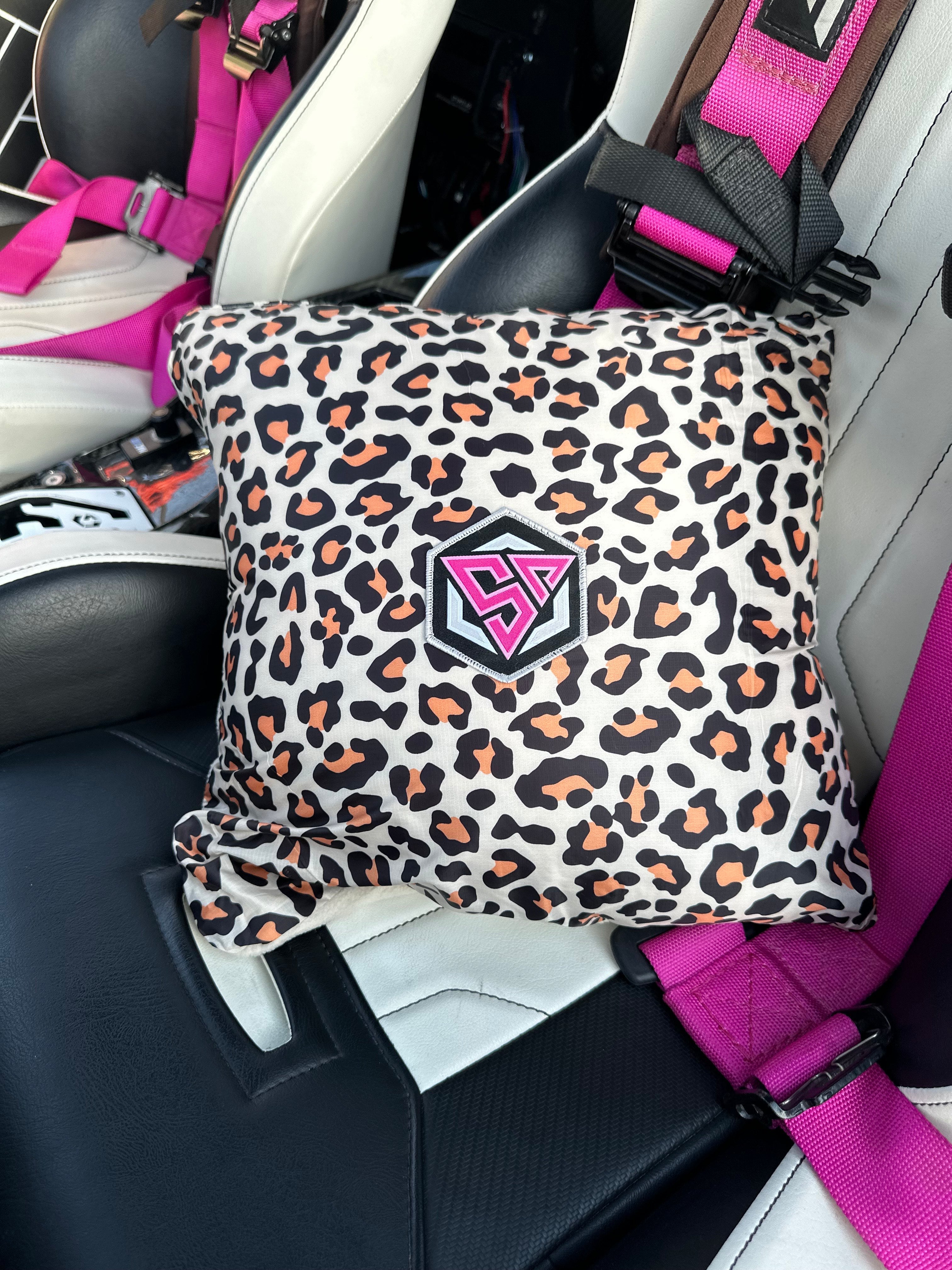 SD Blanket with built in pouch