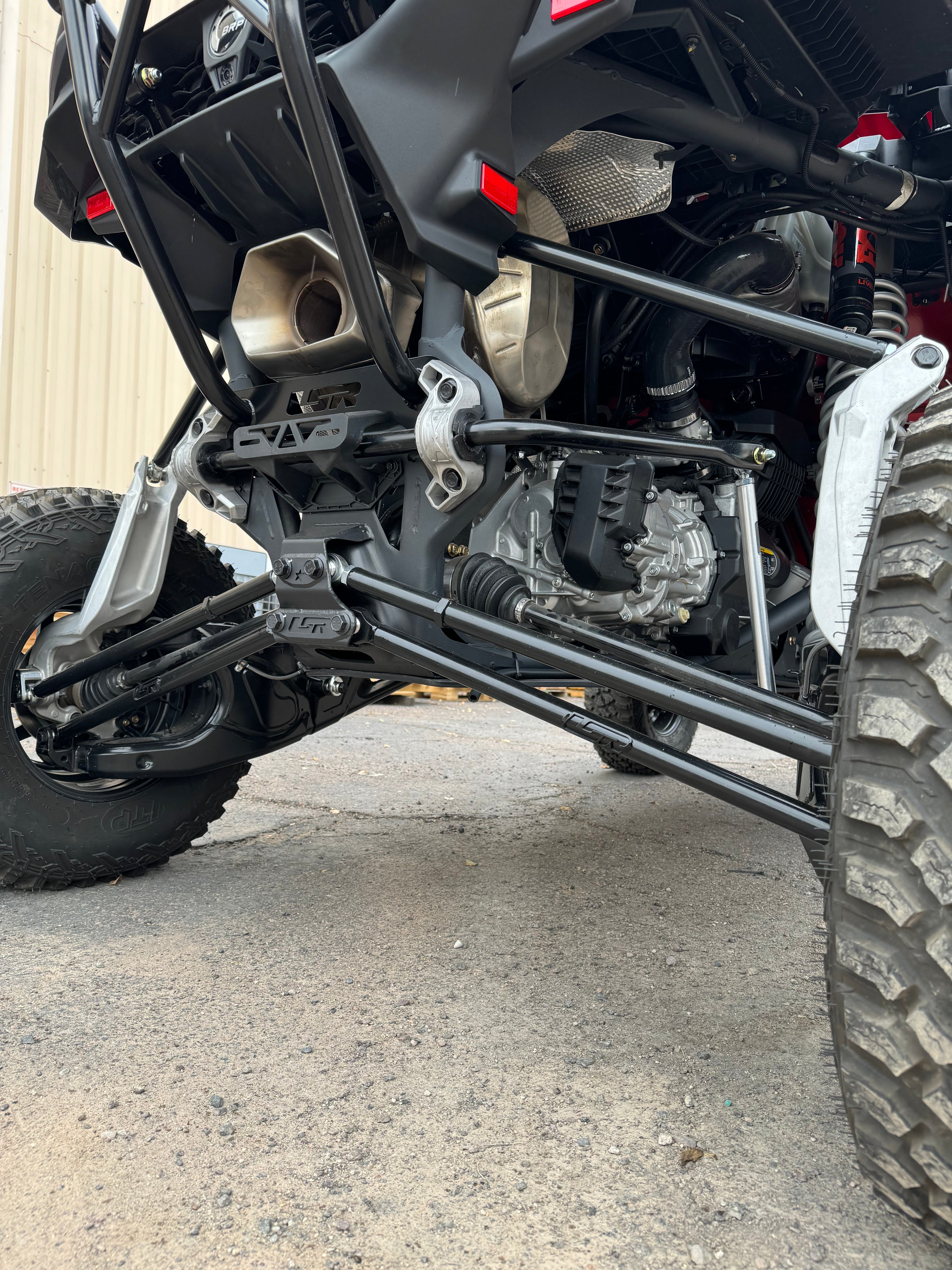 CAN AM MAVERICK R RADIUS ROD KIT