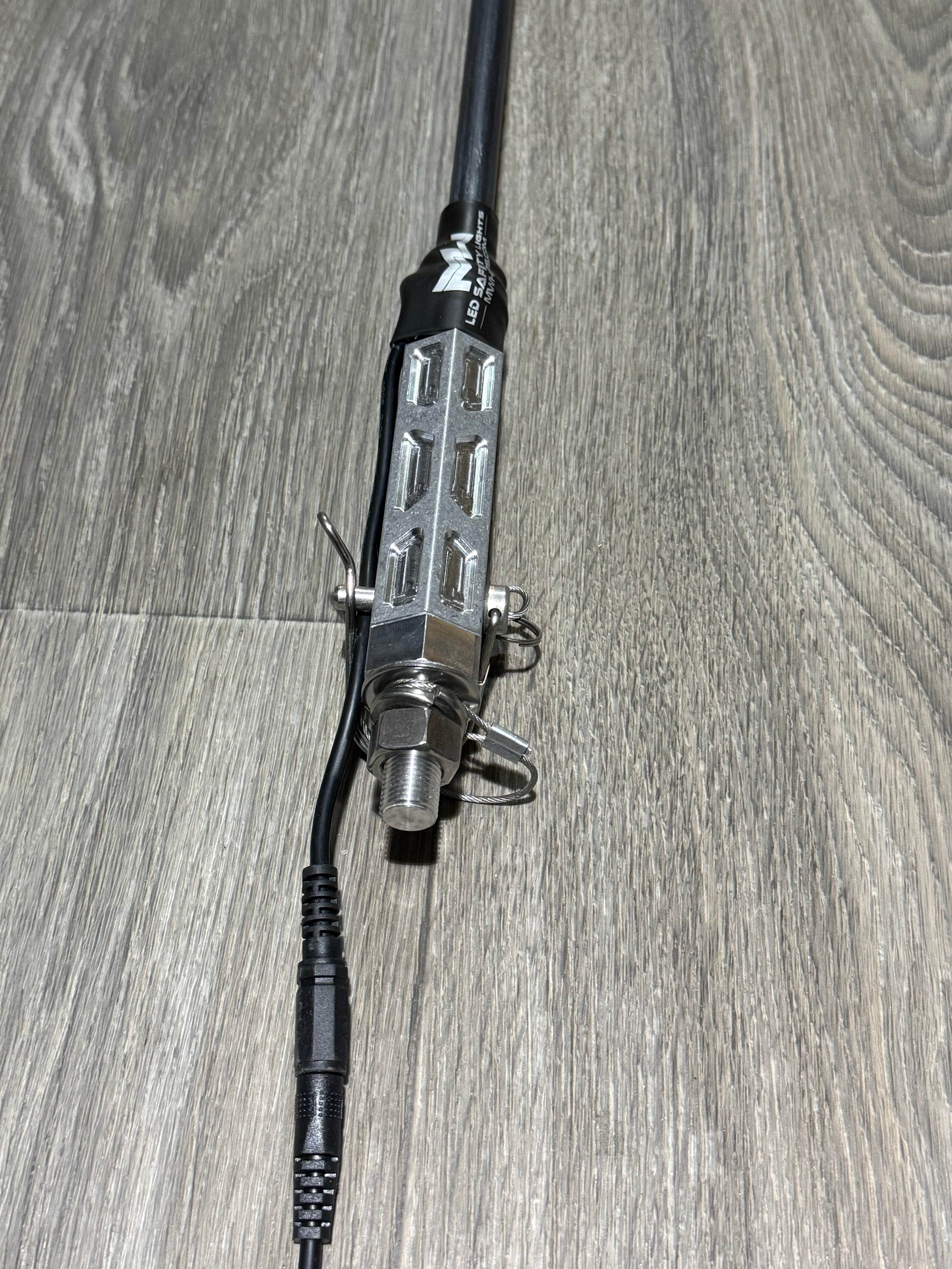 DELUXE LINE INDUSTRIAL/MINING WHIPS