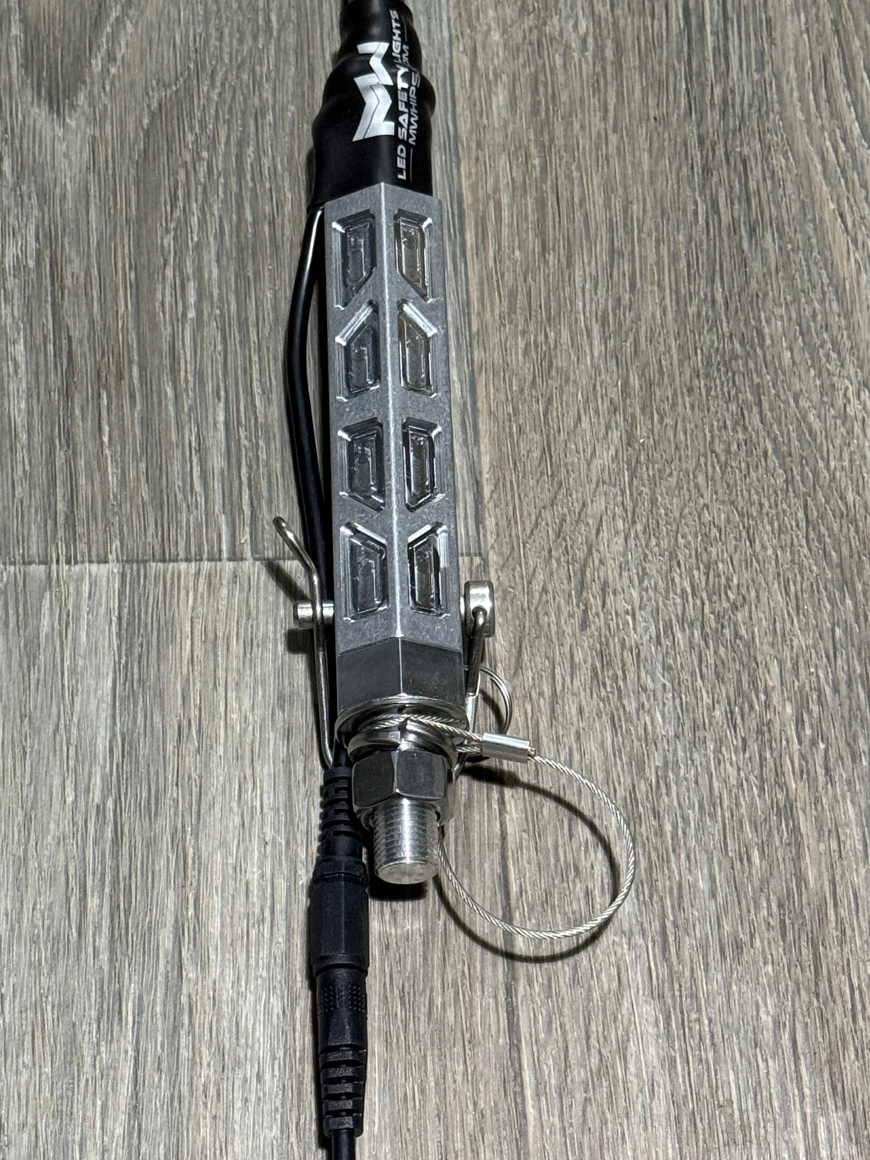 DELUXE LINE INDUSTRIAL/MINING WHIPS