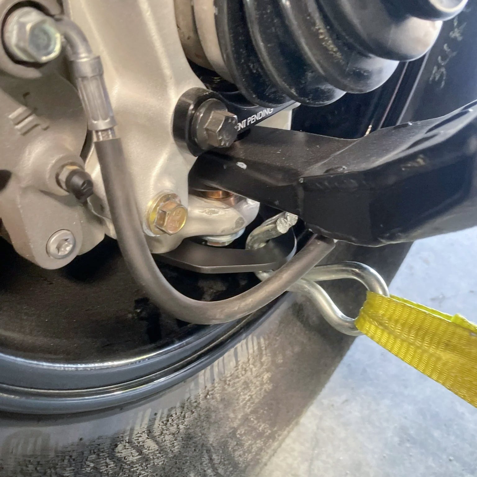 SHIFT Performance Labs Width Reduction Suspension Tie Down Kit for Can-Am Maverick R