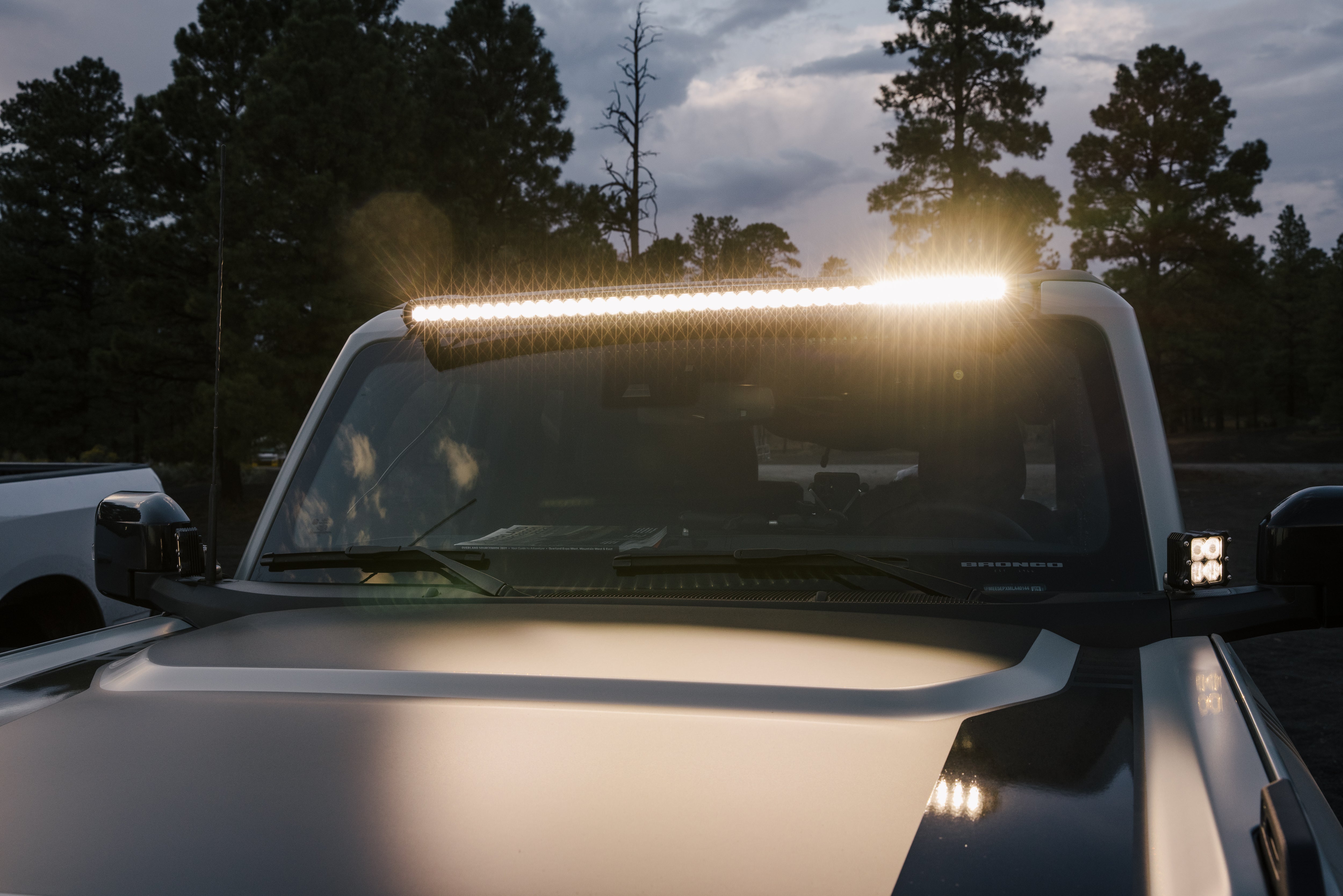 Ford Bronco - 40" Light Bar Roof Mount Kit