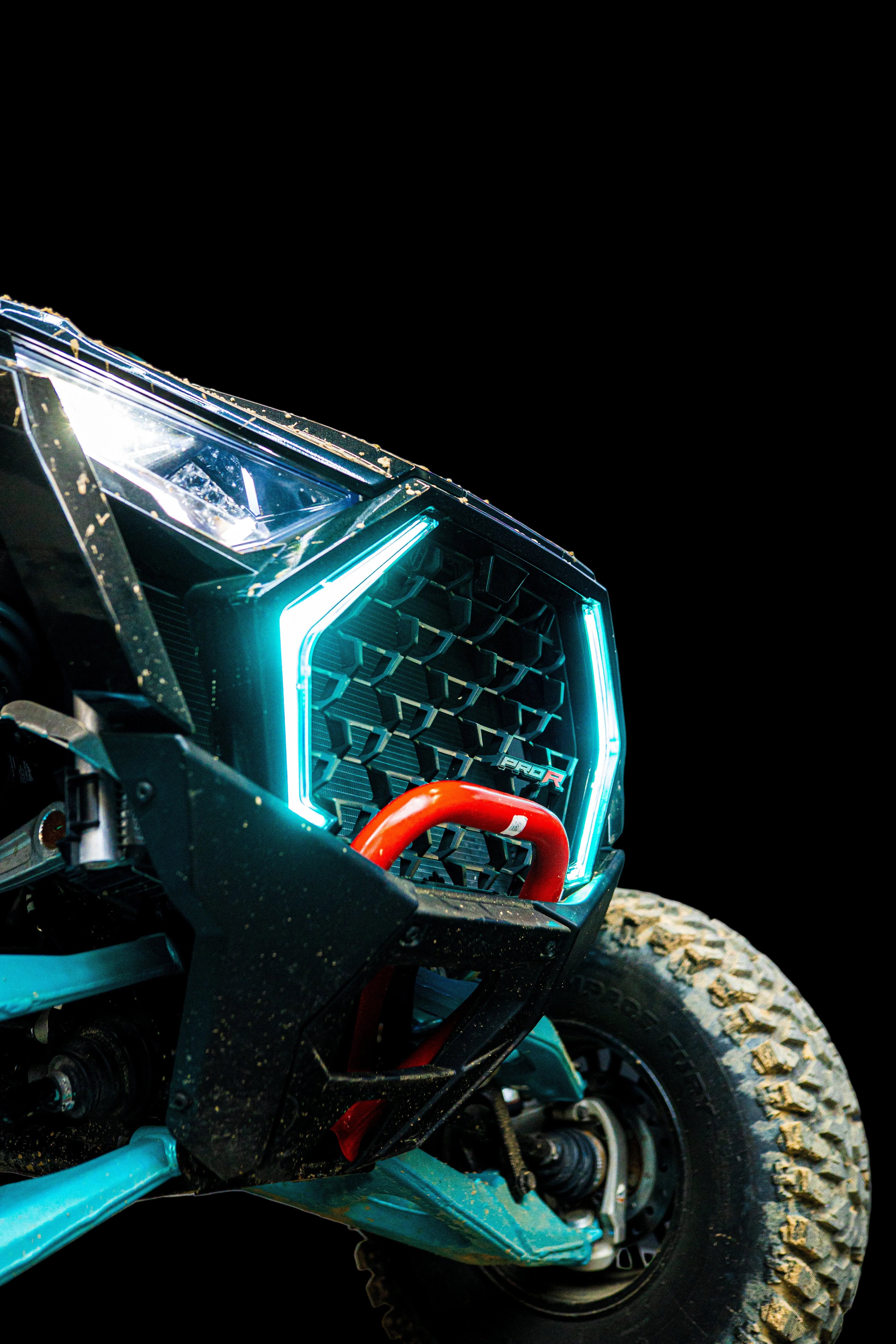 LUCKY WHIPS 2025+ RZR PRO SERIES RGBW FANG LIGHTS
